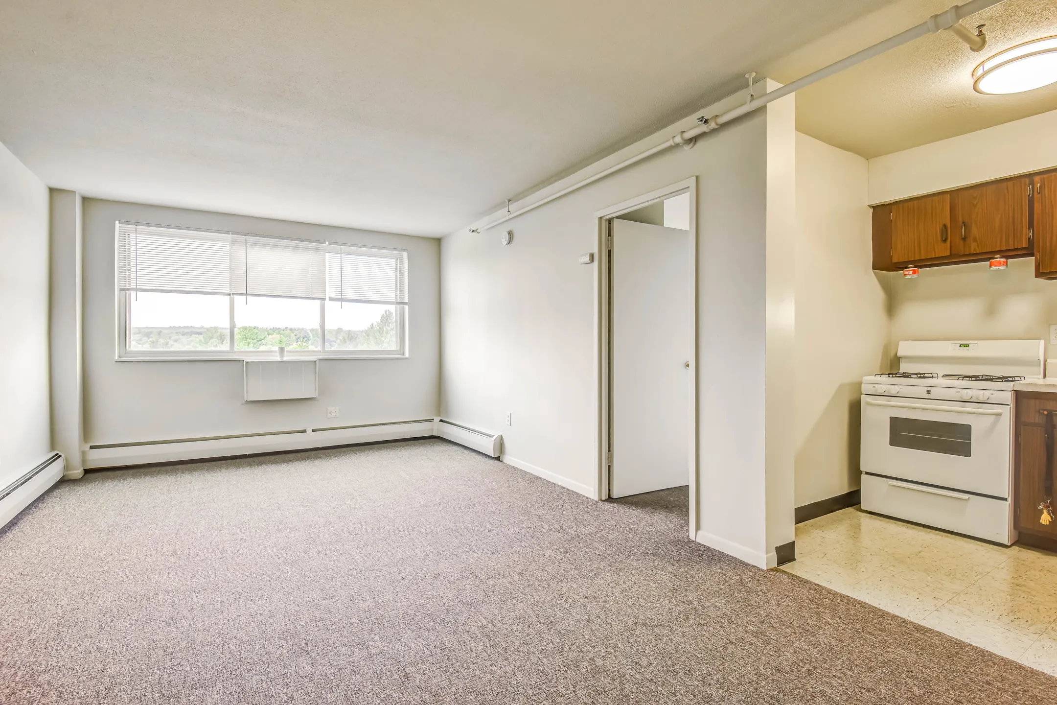 Newfield Towers 220 Newfield St Middletown, CT Apartments for Rent