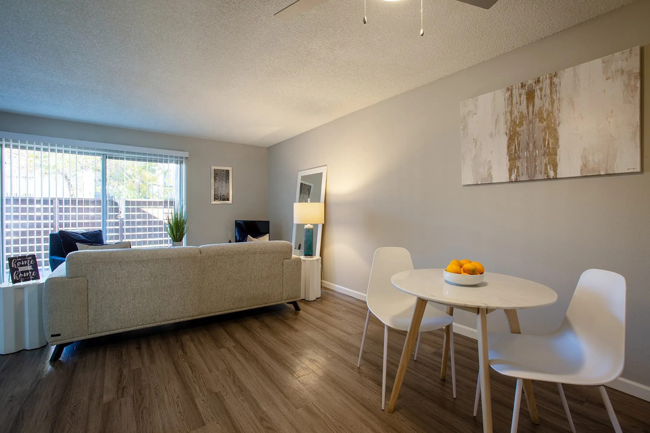 Living Room - Montecito at Northeast Heights - Albuquerque, NM