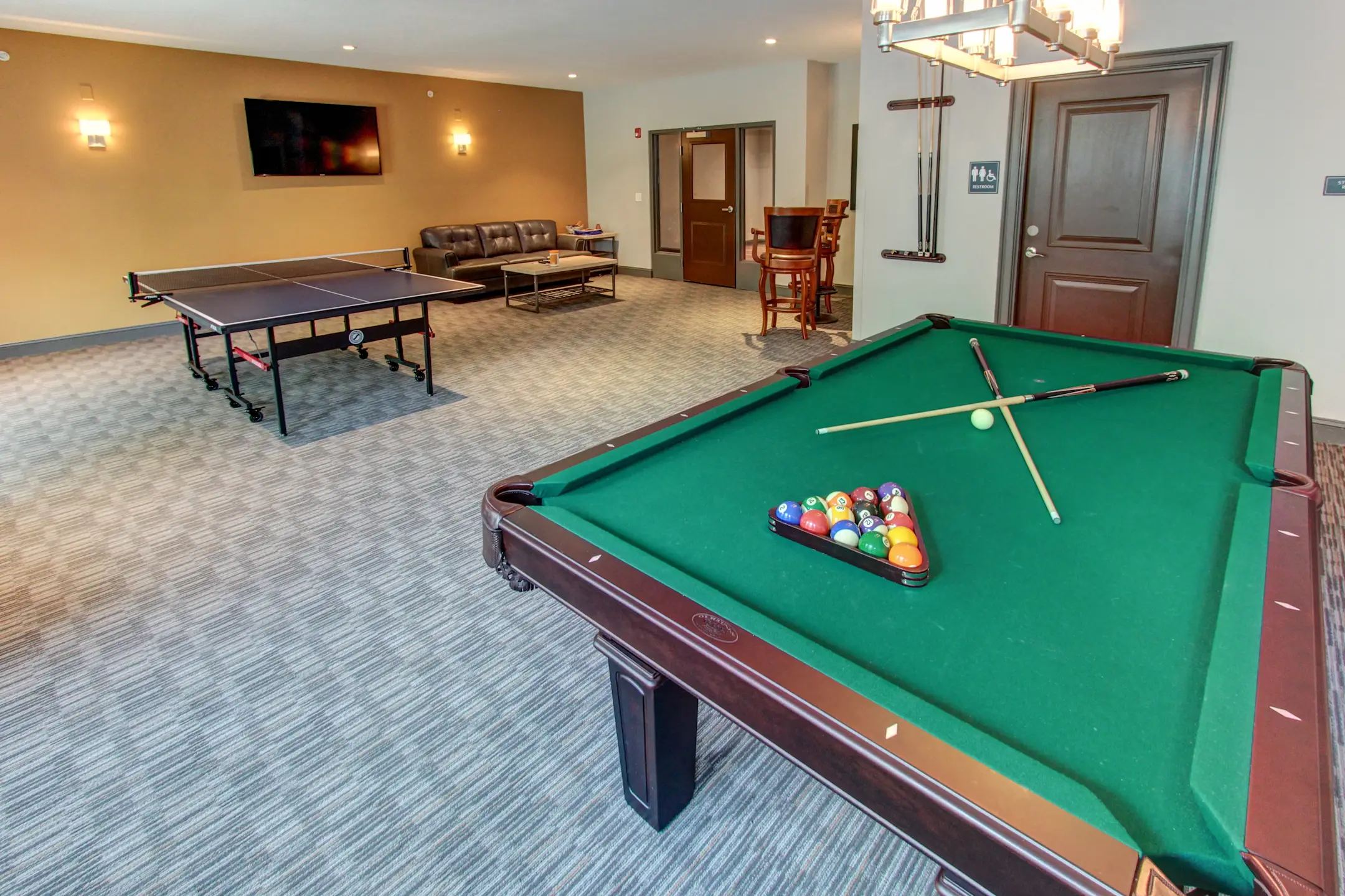 Carlton Hollow Senior Apartments 2000 Carlton Hollow Way Ballston