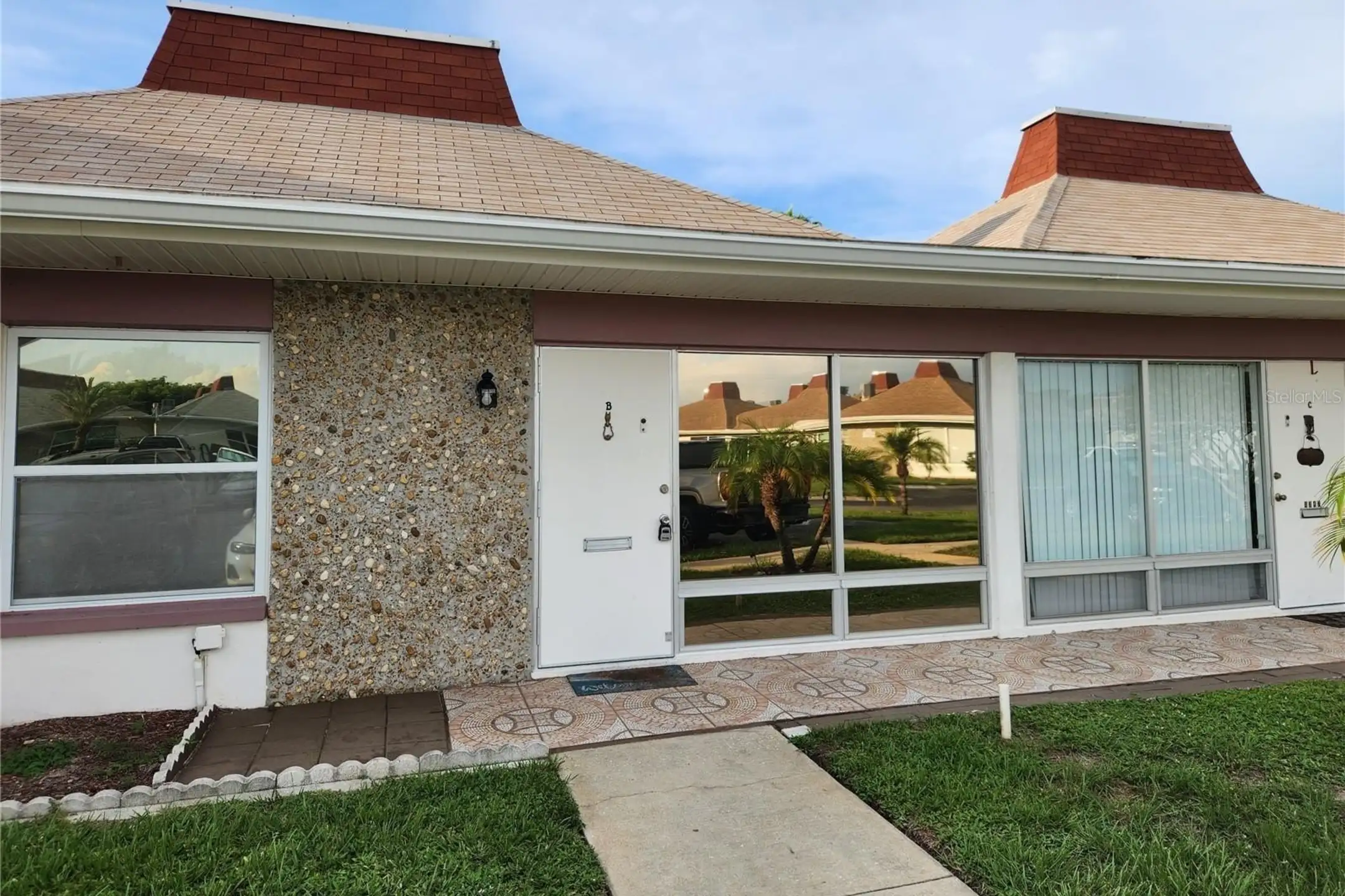 4347 Tahitian Gardens Cir Unit B  