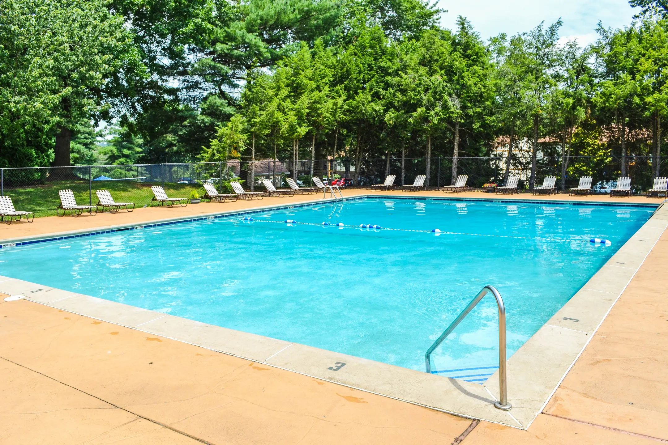 Country Club Apartments - 8400 Country Club Way | Knoxville, TN for ...