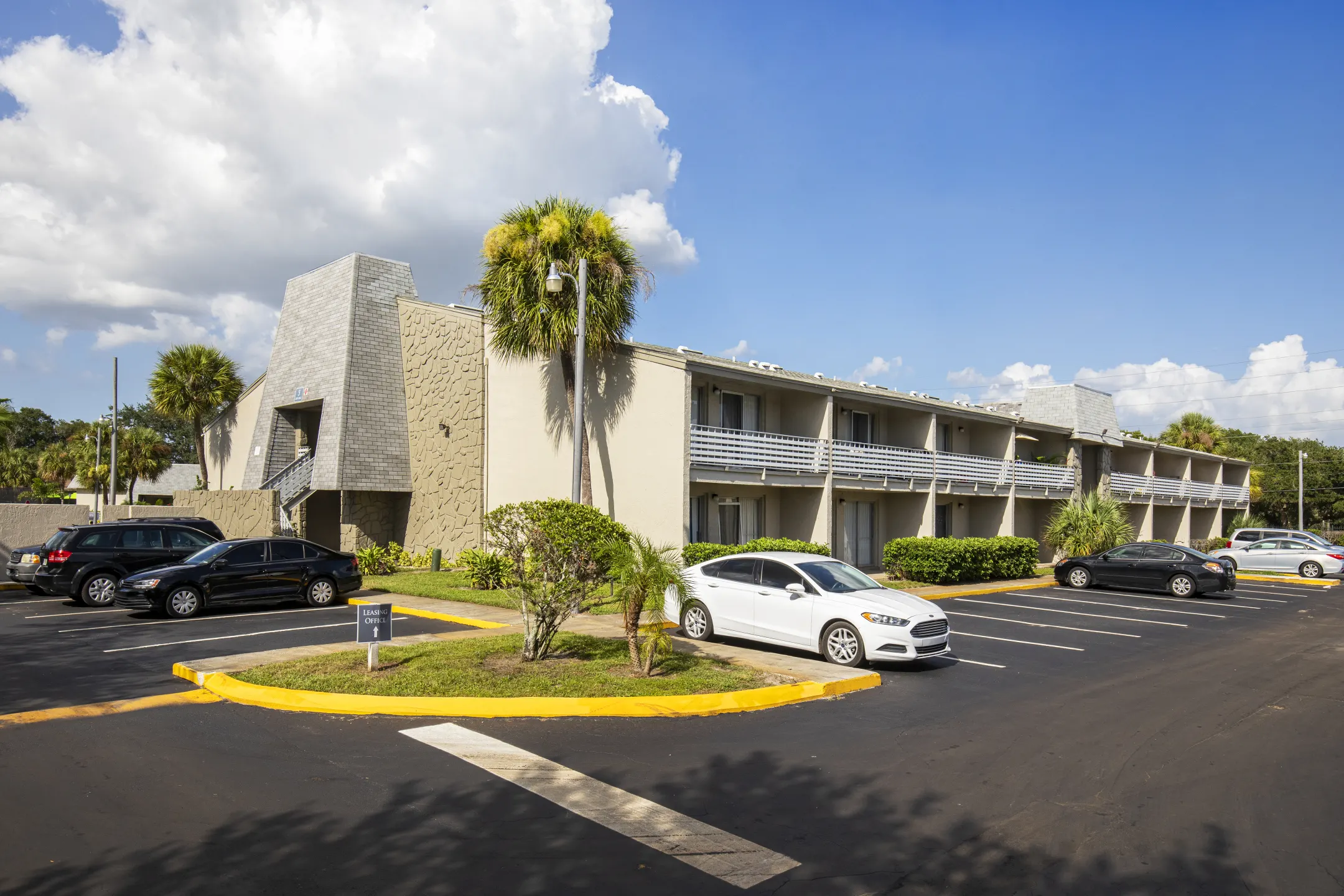 Stella West Apartments Orlando, FL 32808