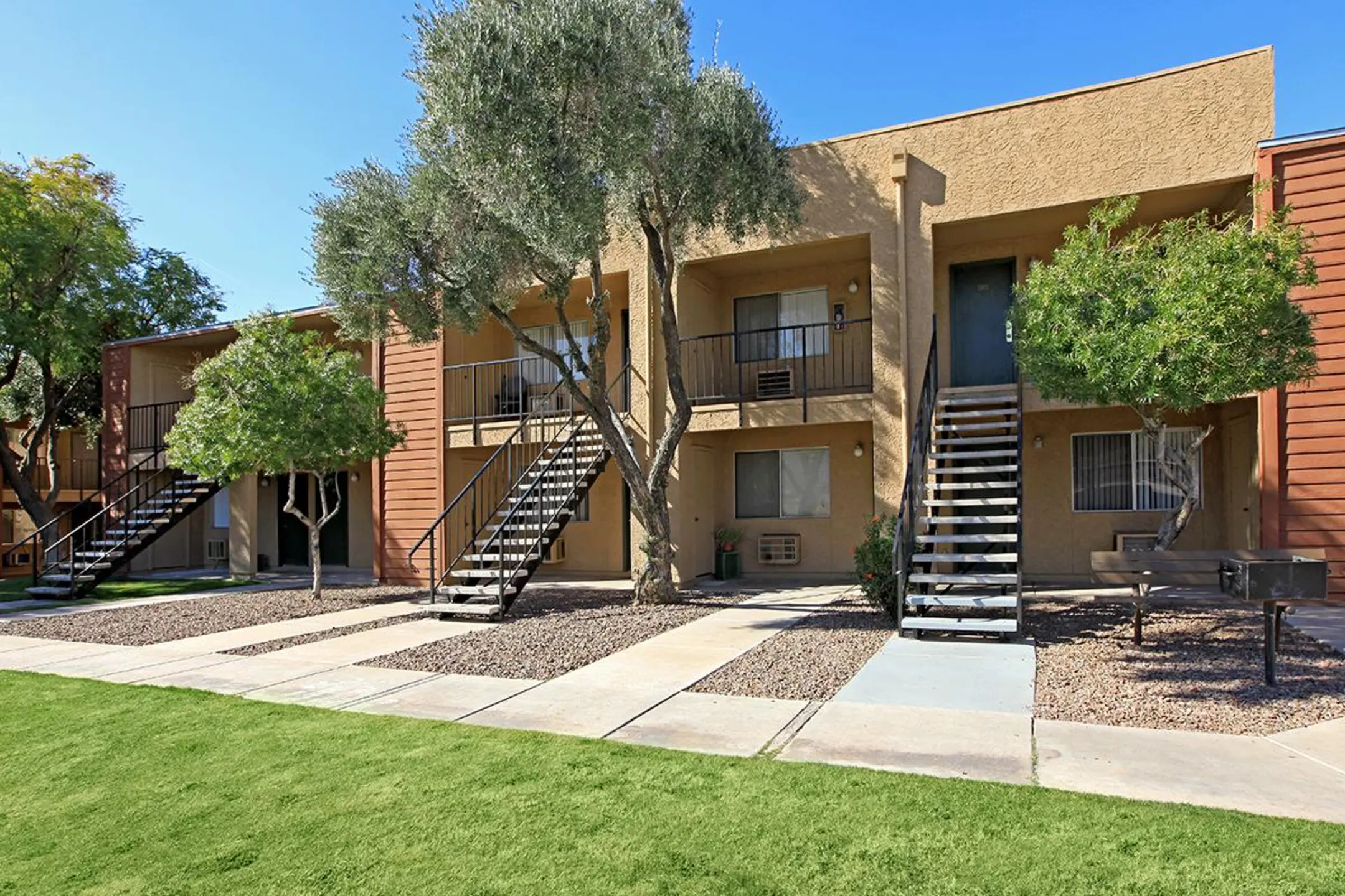 Arbor Village Apartments - Phoenix, AZ 85042