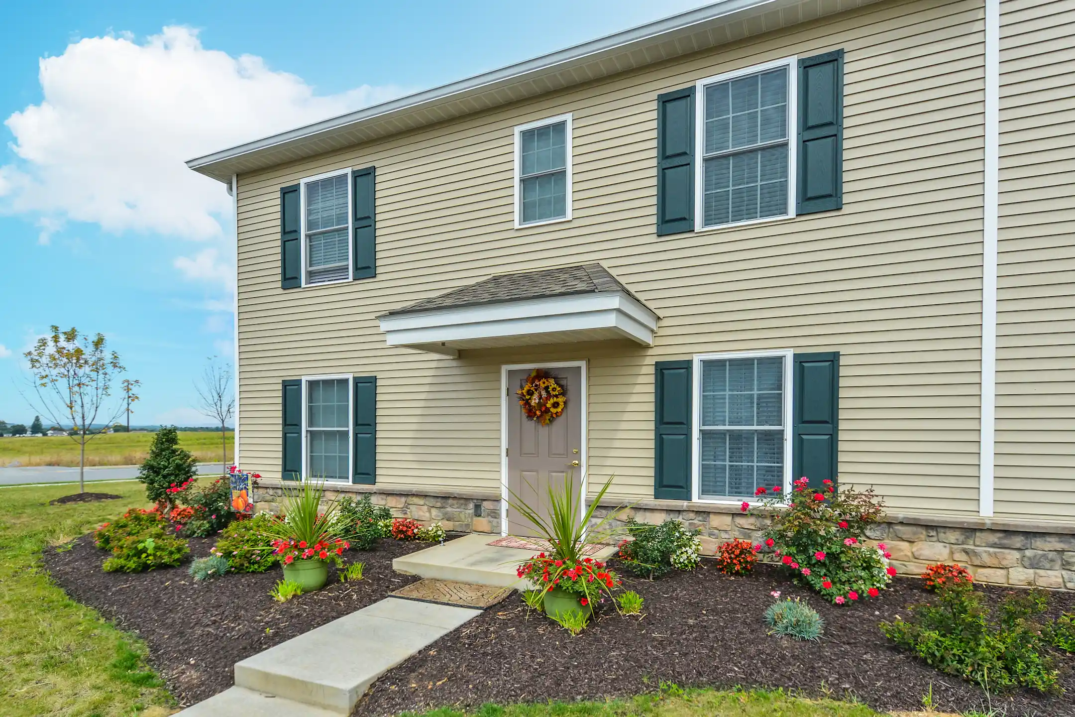 Stonebrook At Northside Crossing Apartments Palmyra, PA 17078