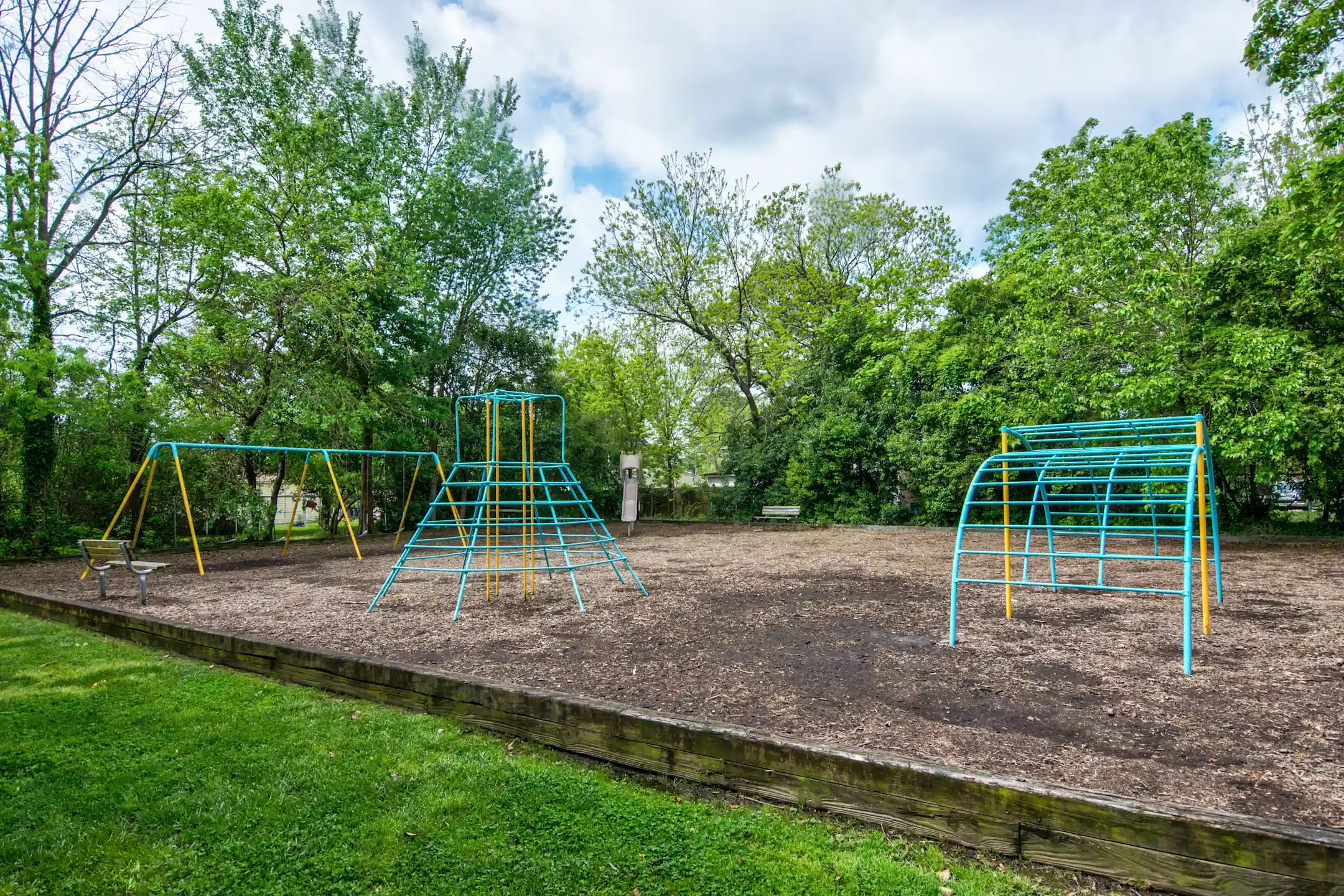 Hodges Manor 1008 Cherokee Rd Portsmouth, VA Apartments for Rent