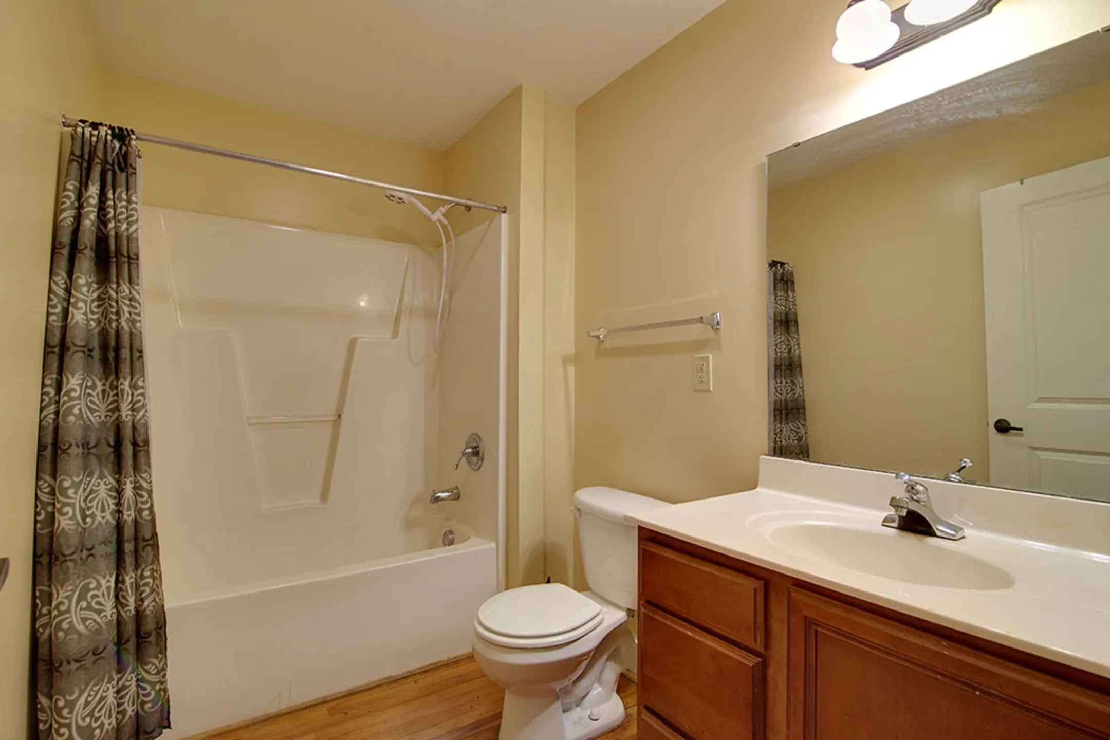 Lassiter Square Apartments Apartments Madison, NC 27025