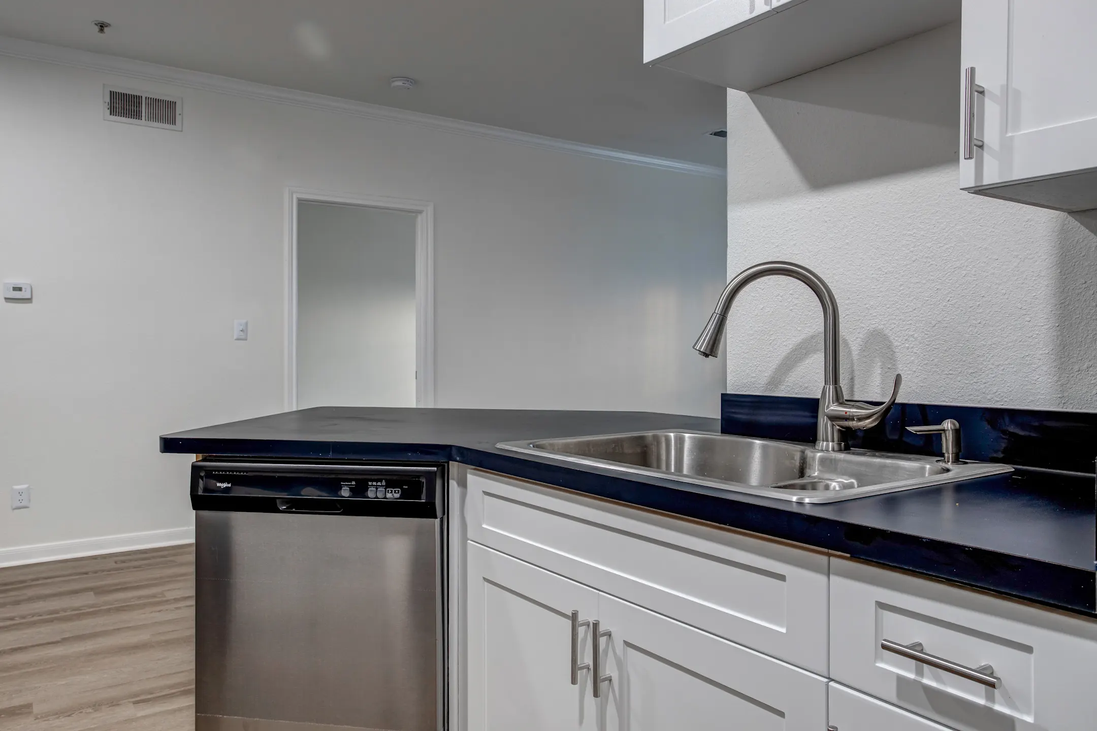 Gulf Breeze Apartments Corpus Christi, TX 78414