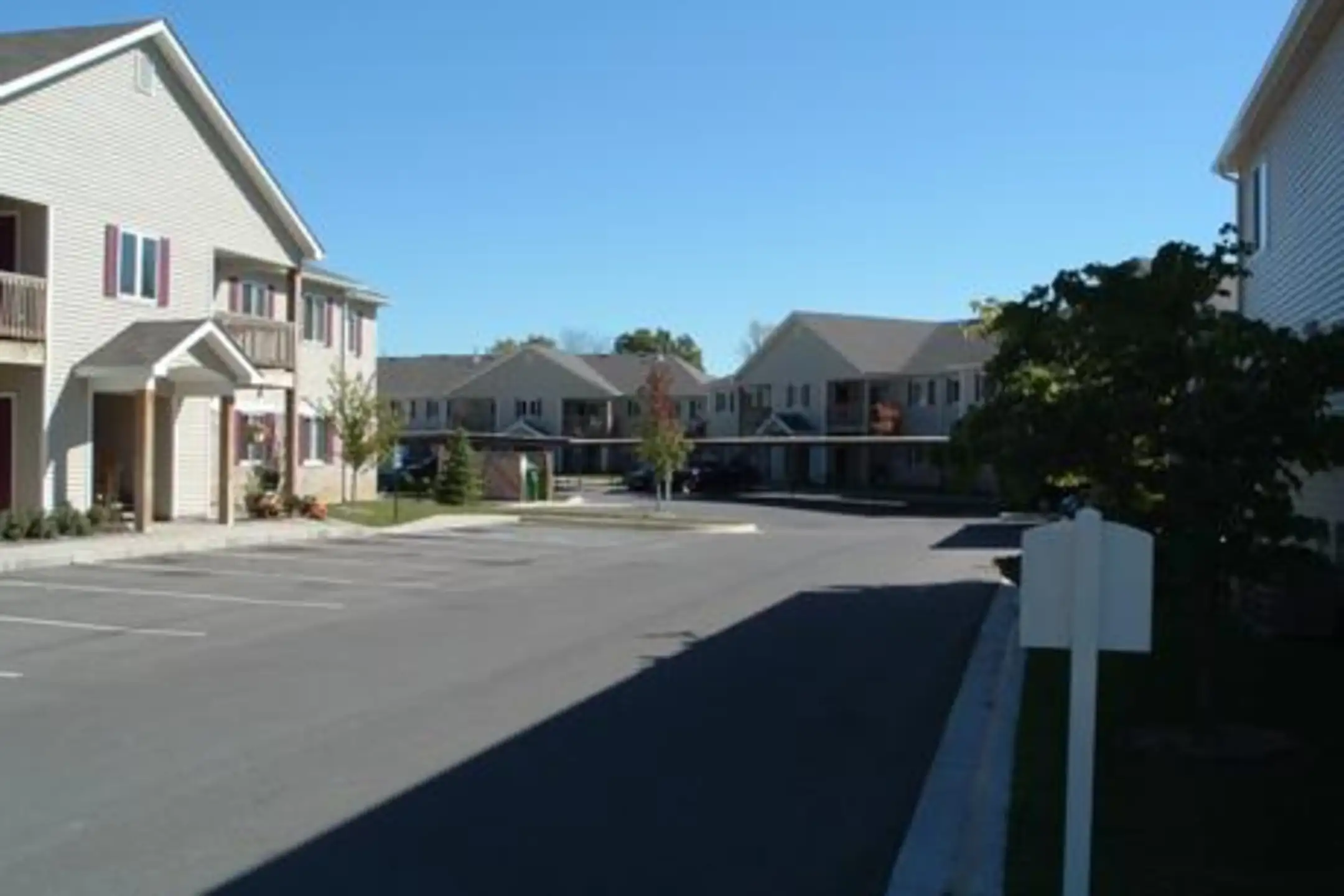 Whitmore Lake Apartments Apartments Whitmore Lake, MI 48189