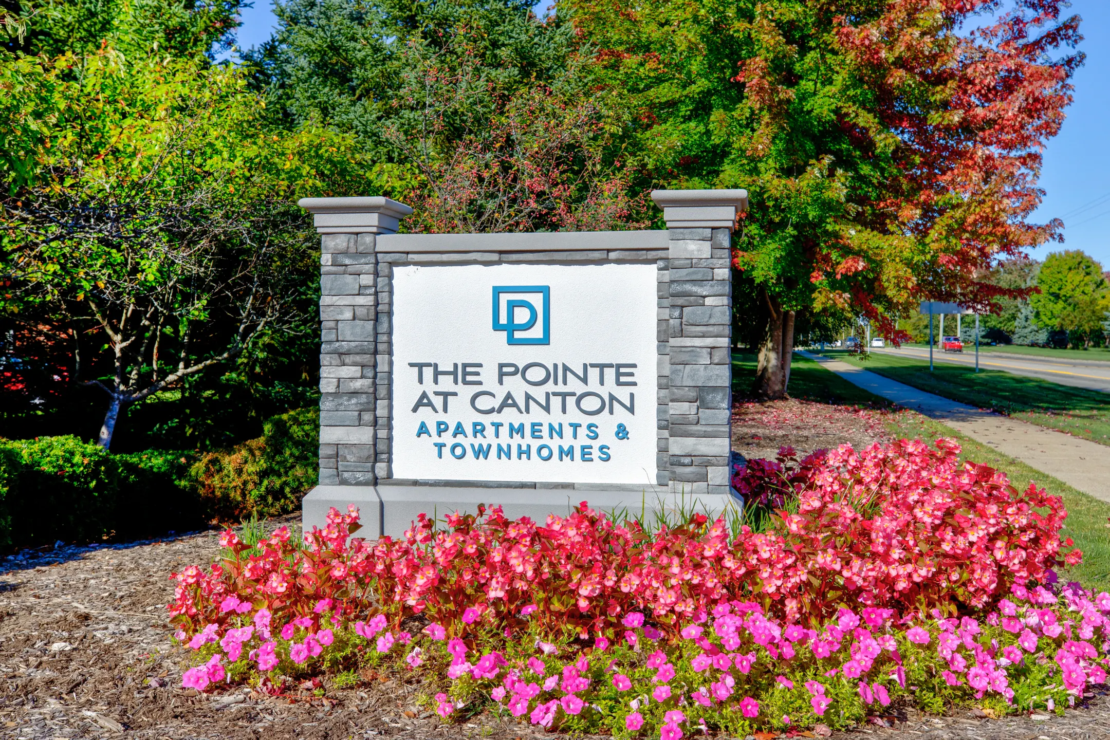 Community Signage - The Pointe at Canton Apartments & Townhomes - Canton, MI