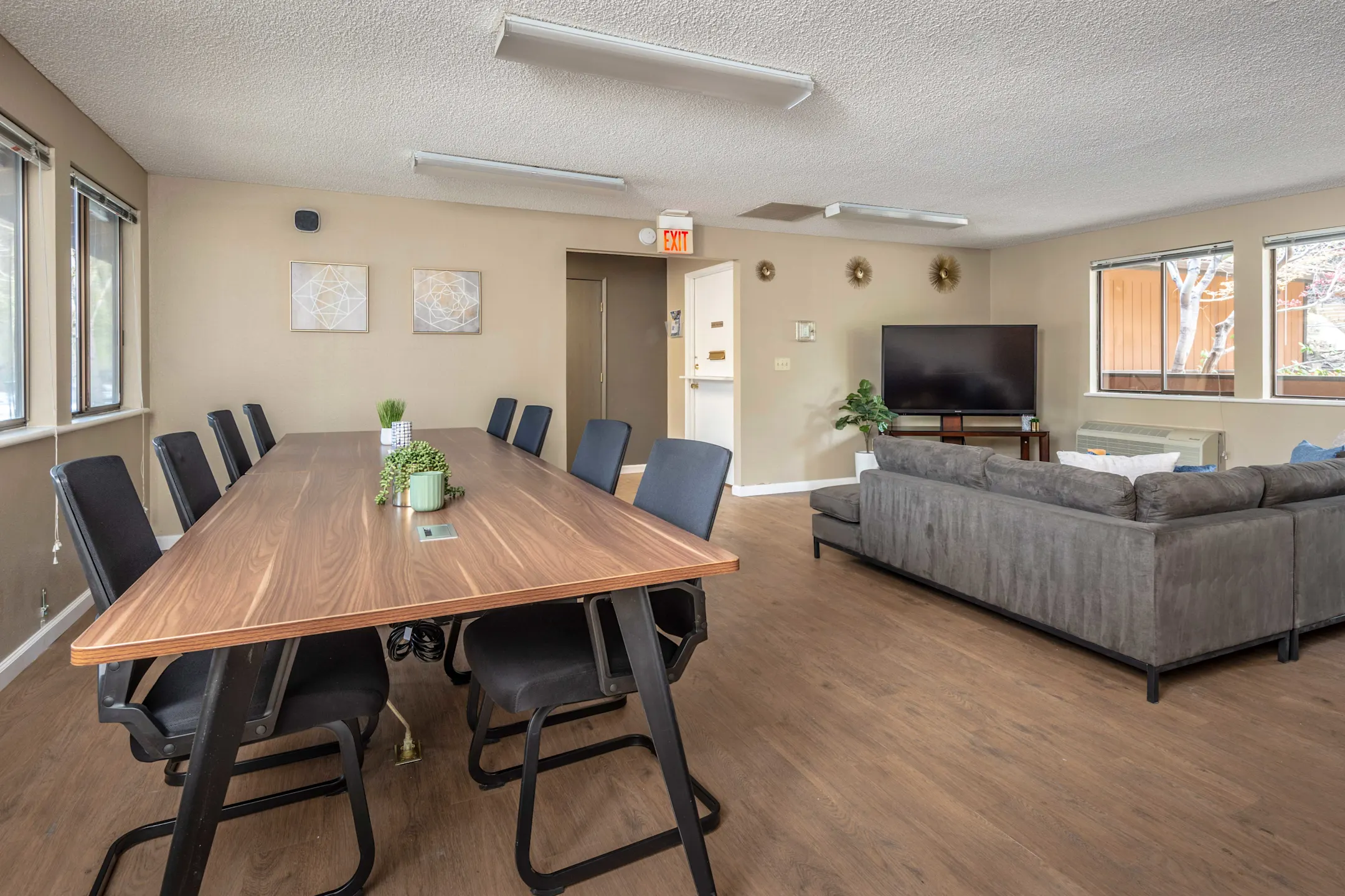 LEV Apartments Apartments Reno, NV 89503