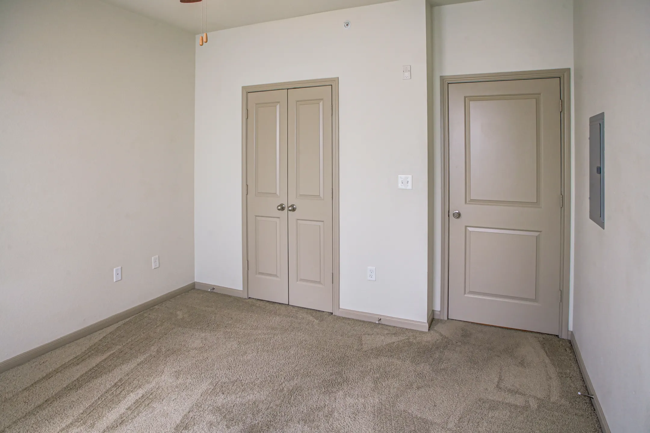 Bedroom - Highland Villas Apartments - Bryan, TX