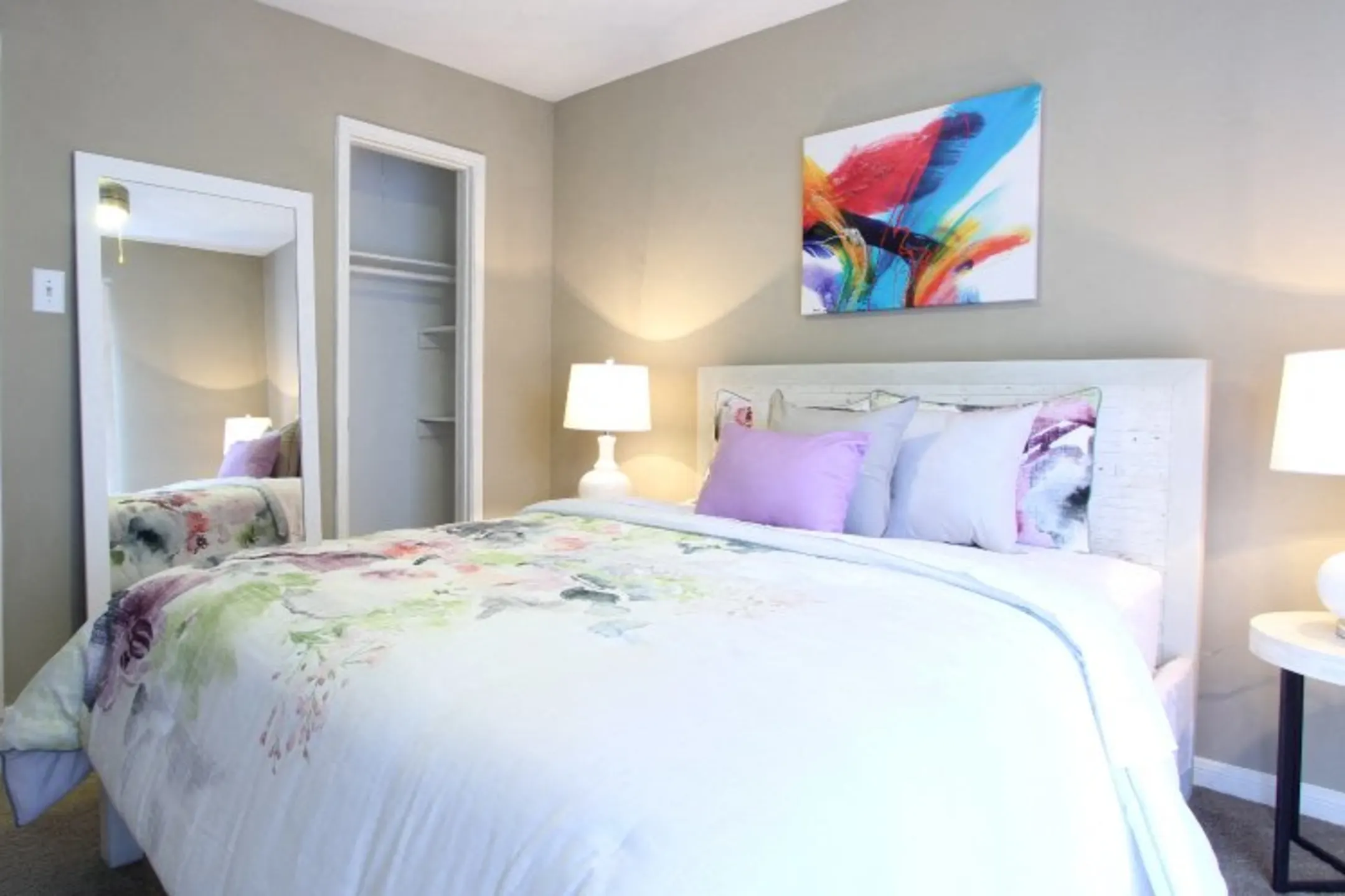 Bedroom - Briarwood Apartments - Houston, TX
