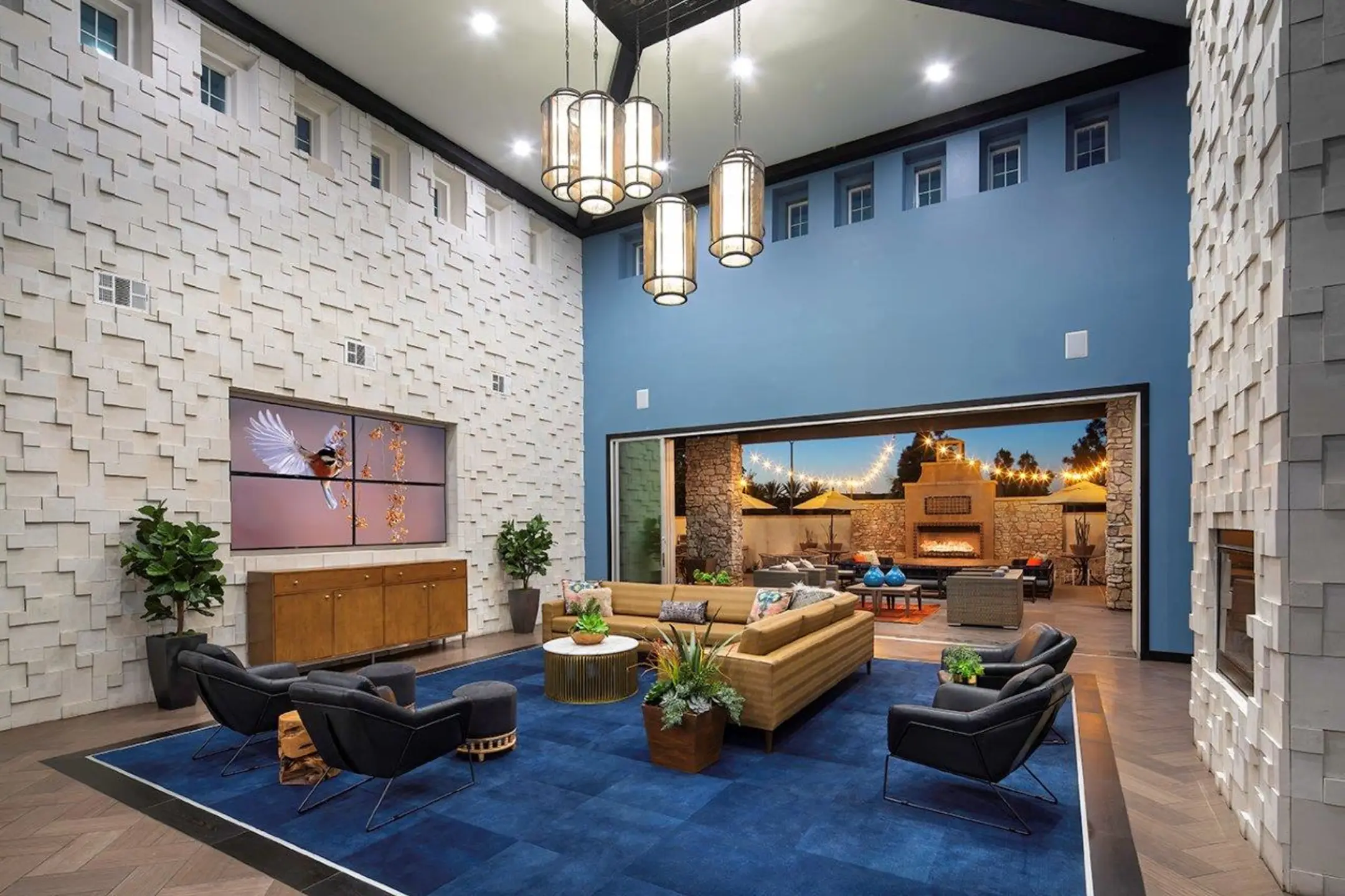 CasaLago Eastlake 2816 Cielo Circulo Chula Vista, CA Apartments for