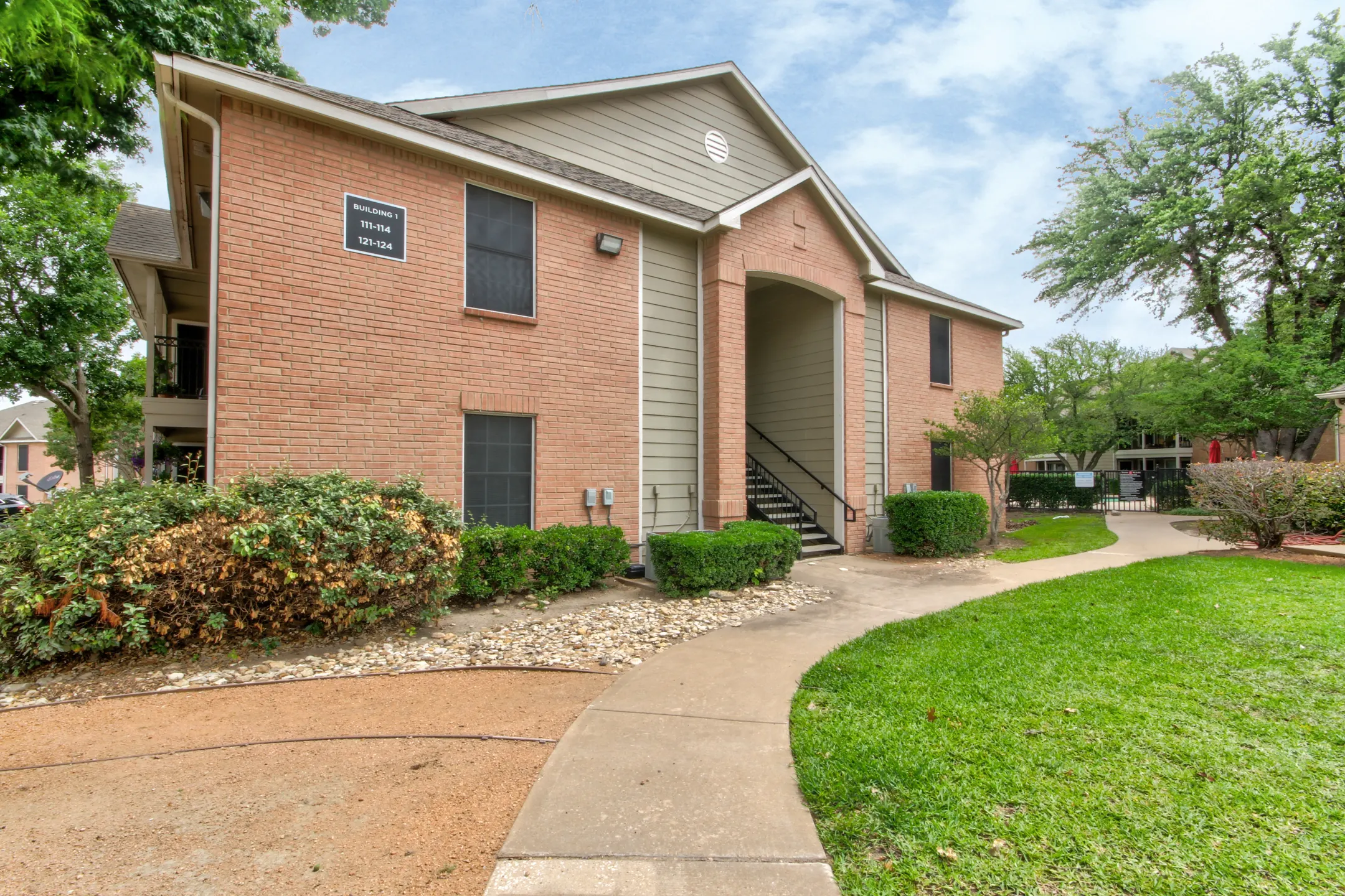 Golden Gate Apartments Plano Texas