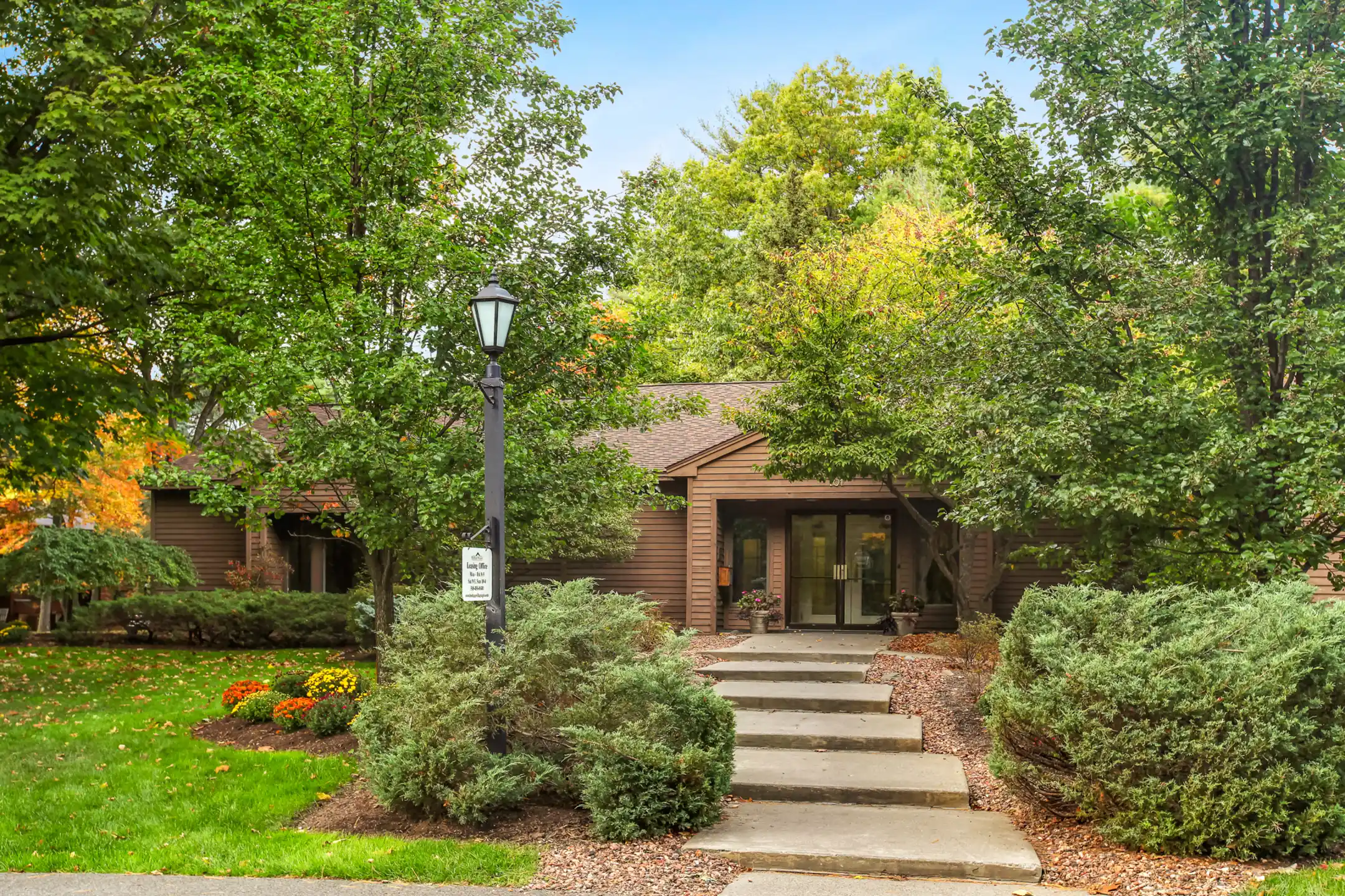 Heritage Village Apartments Guilderland, NY 12084