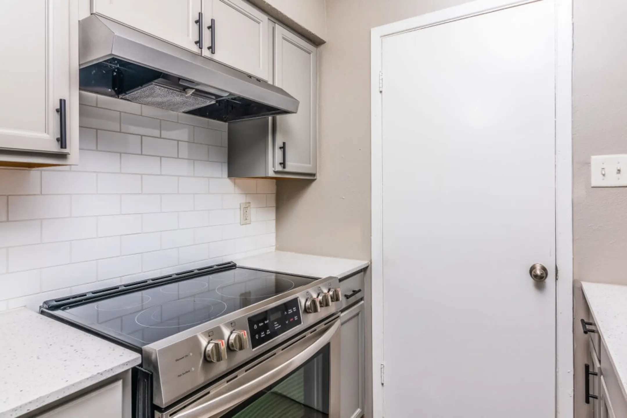 Athena Apartment Homes 5513 Crosscreek Ln Benbrook, TX Apartments