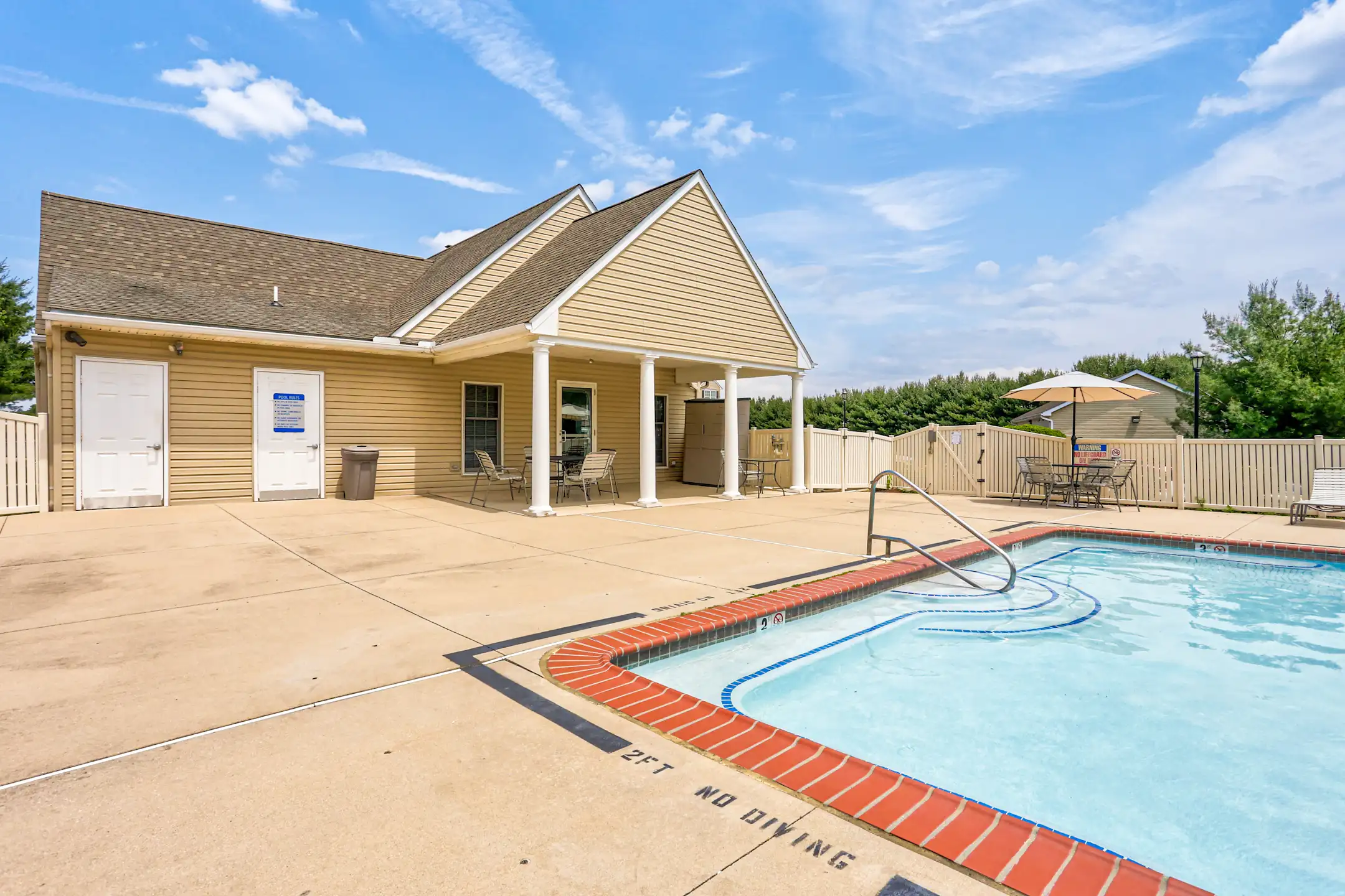 Windsor Commons Townhomes Townhomes Red Lion, PA 17356