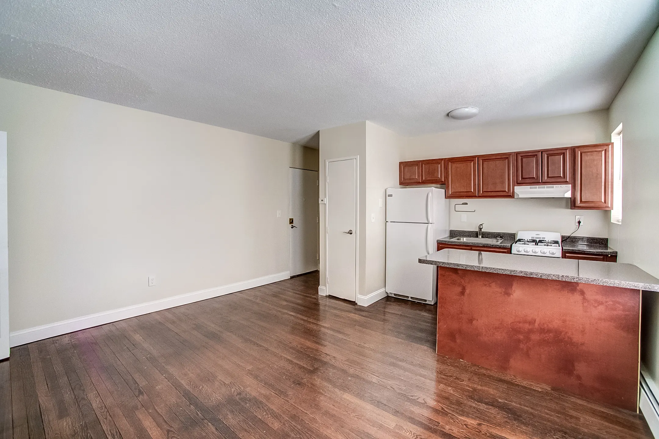 Tara Apartments 2900 Main St Bridgeport, CT Apartments for Rent Rent.