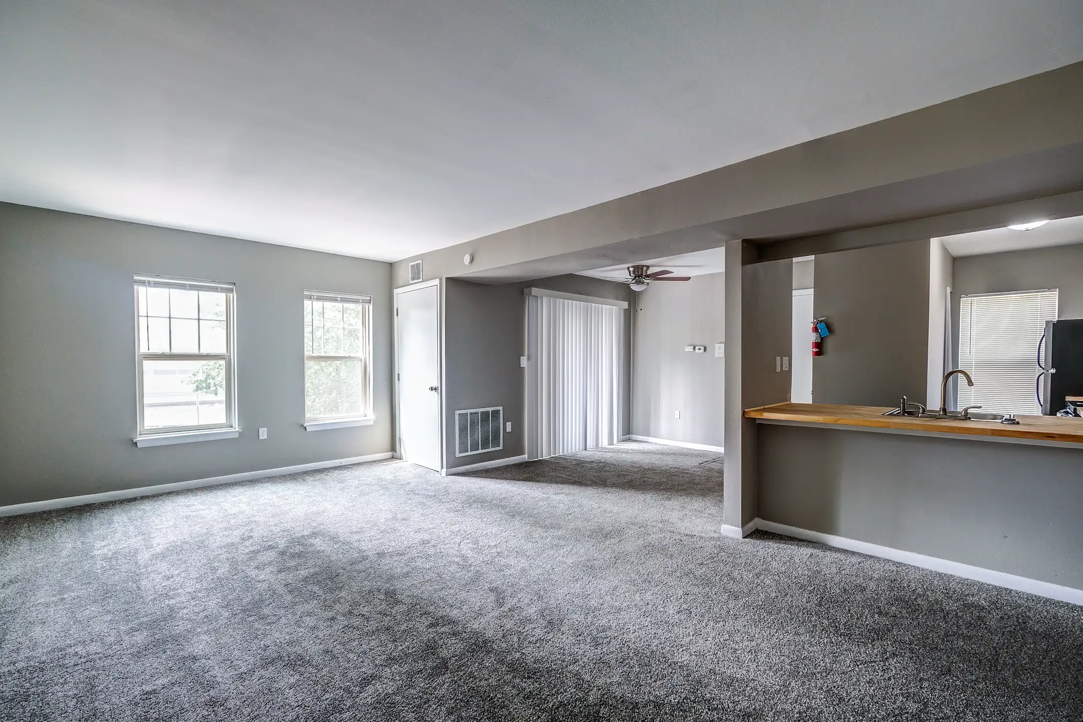 Living Room - Mulberry Station Apartments - Harrisburg, PA