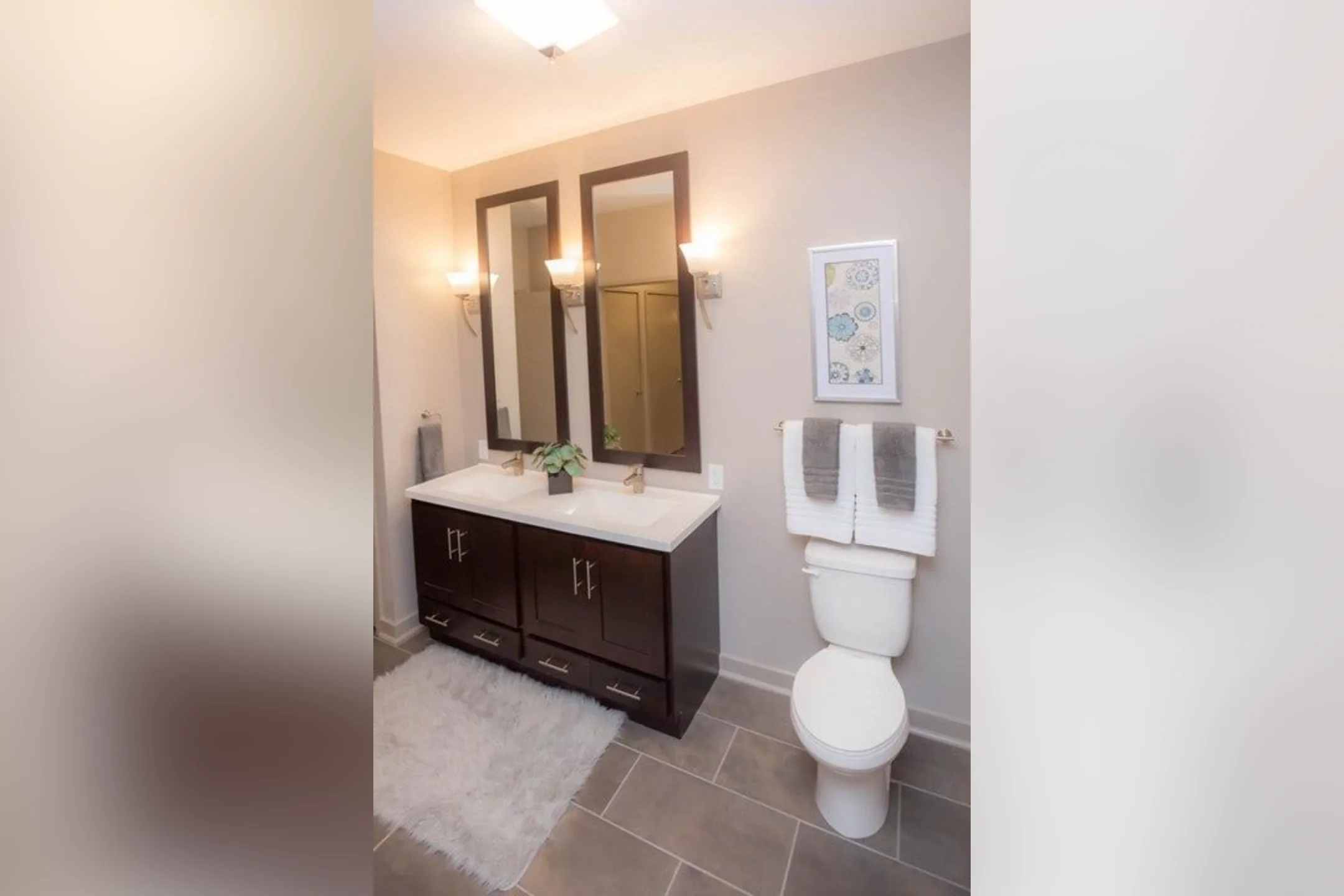 Bathroom - AT580 - Cincinnati, OH