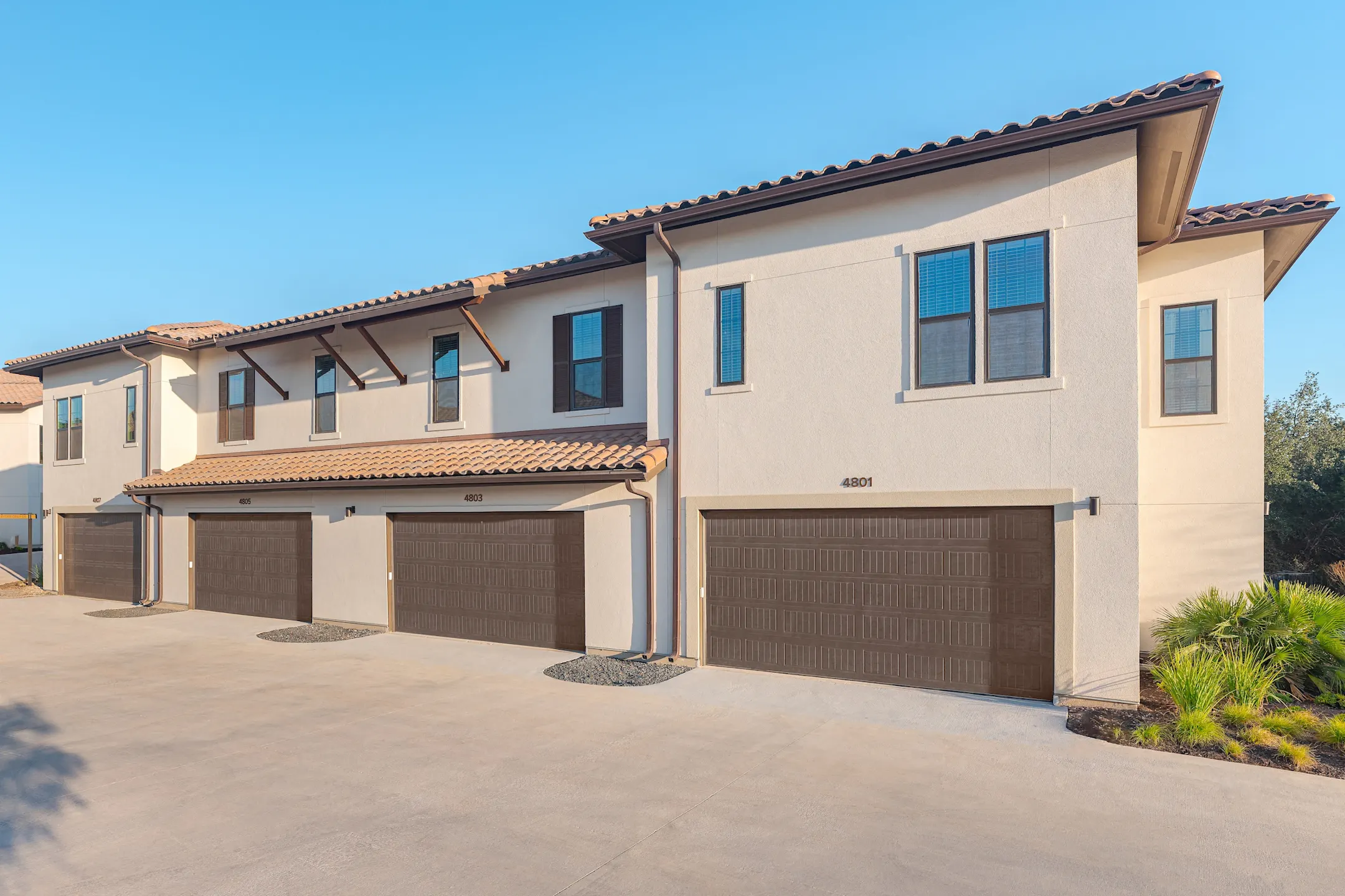 Brisa Townhomes Apartments Bee Cave, TX 78738