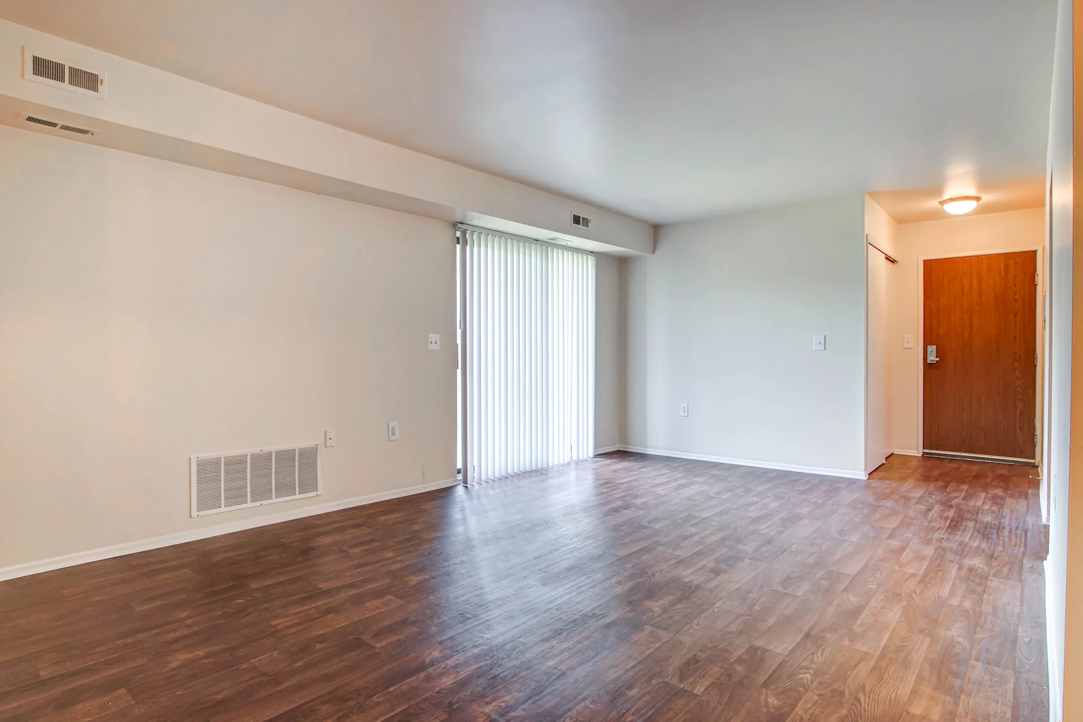 Regency Tower & Place Apartments Apartments Detroit, MI 48207