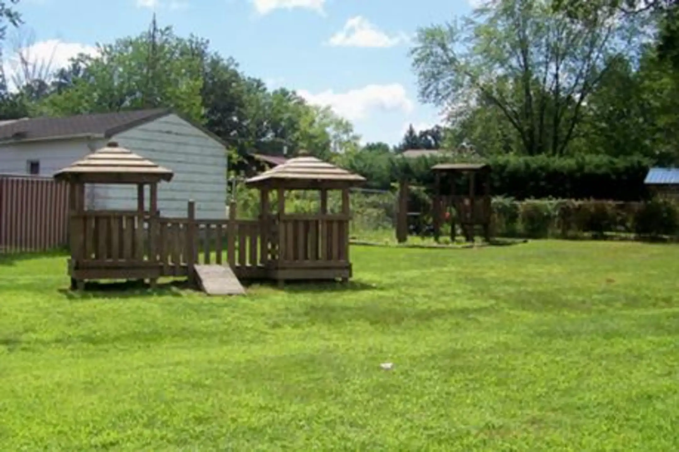 Bellair Apartments Apartments Niles, OH 44446