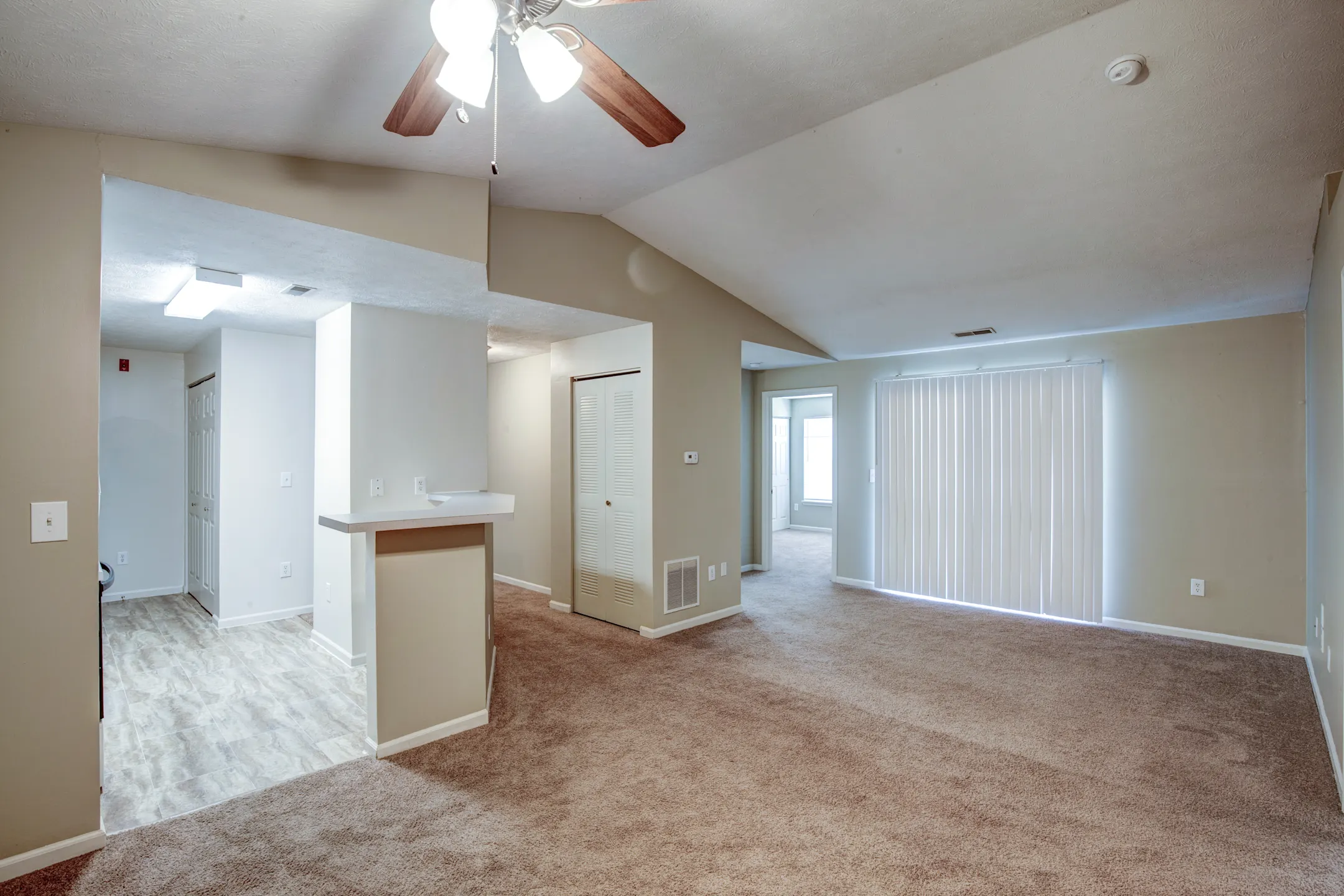 Spring Lake Apartments Granger, IN 46530