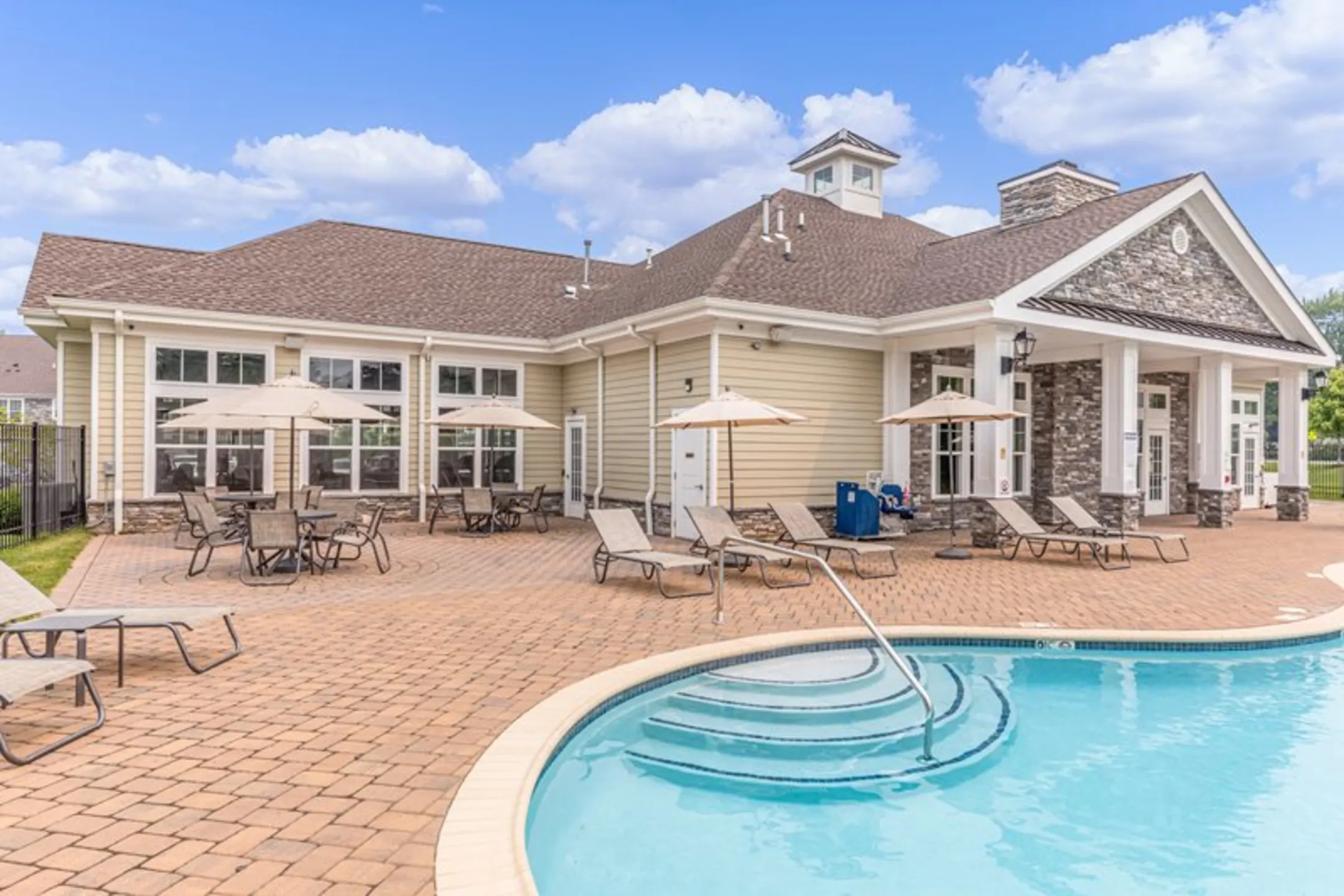 Washington Promenade Apartments Dumont, NJ 07628