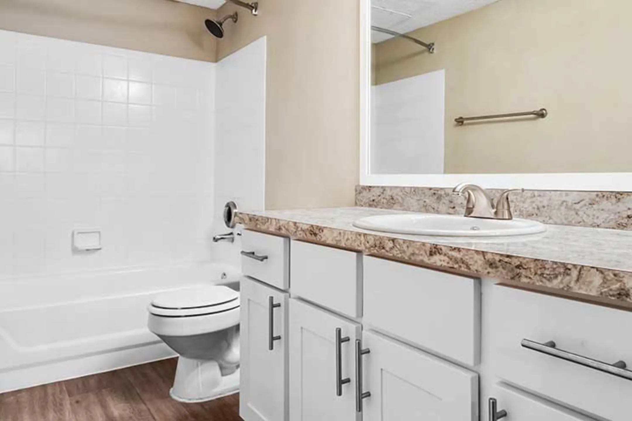 Bathroom - Newport Colony - Casselberry, FL