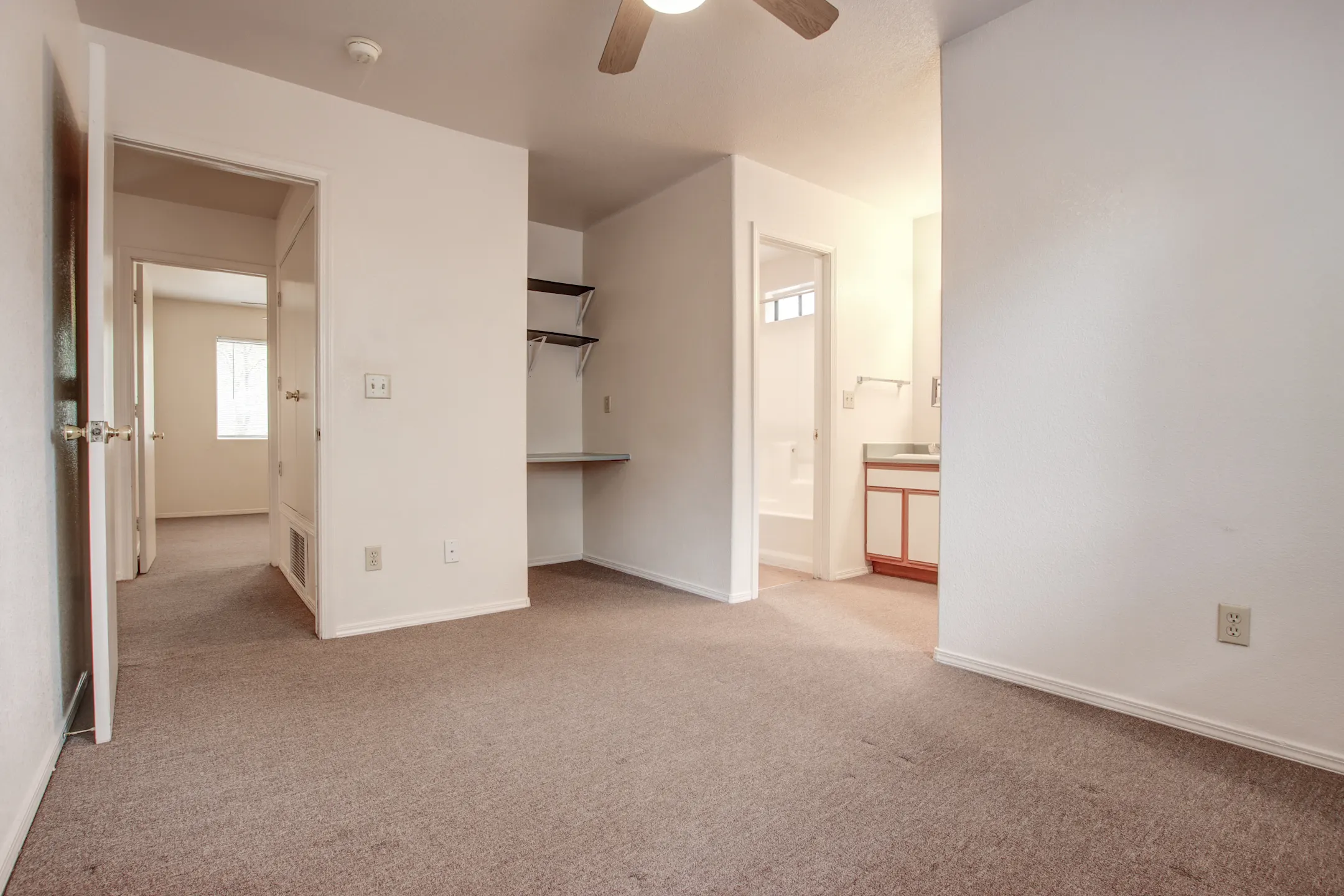 Wavertree Apartments 51 S Maricopa St Flagstaff, AZ Apartments for