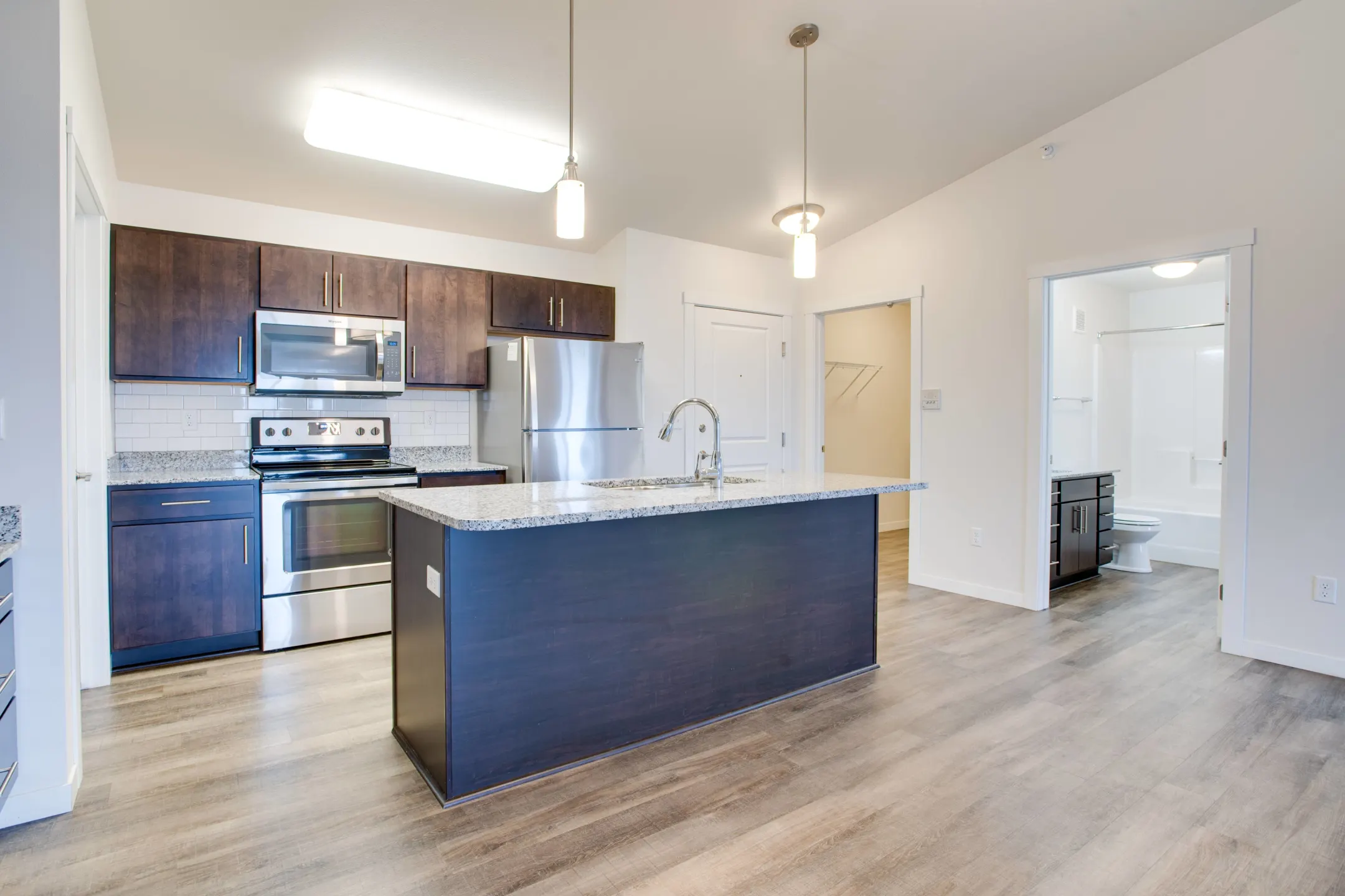 Kitchen - Grayhawk Apartments - Fargo, ND