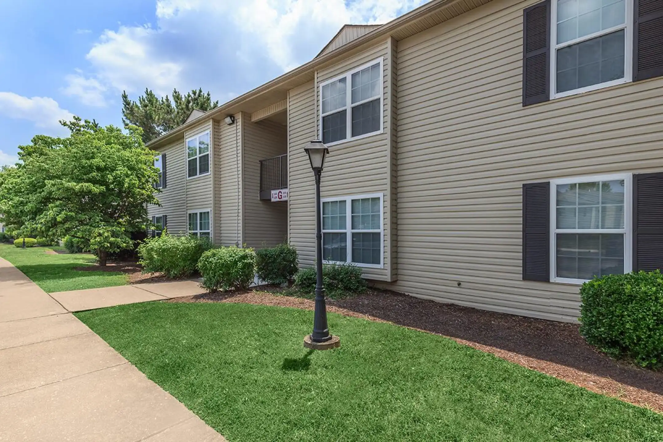 Green Meadow Apartments Murfreesboro, TN 37128