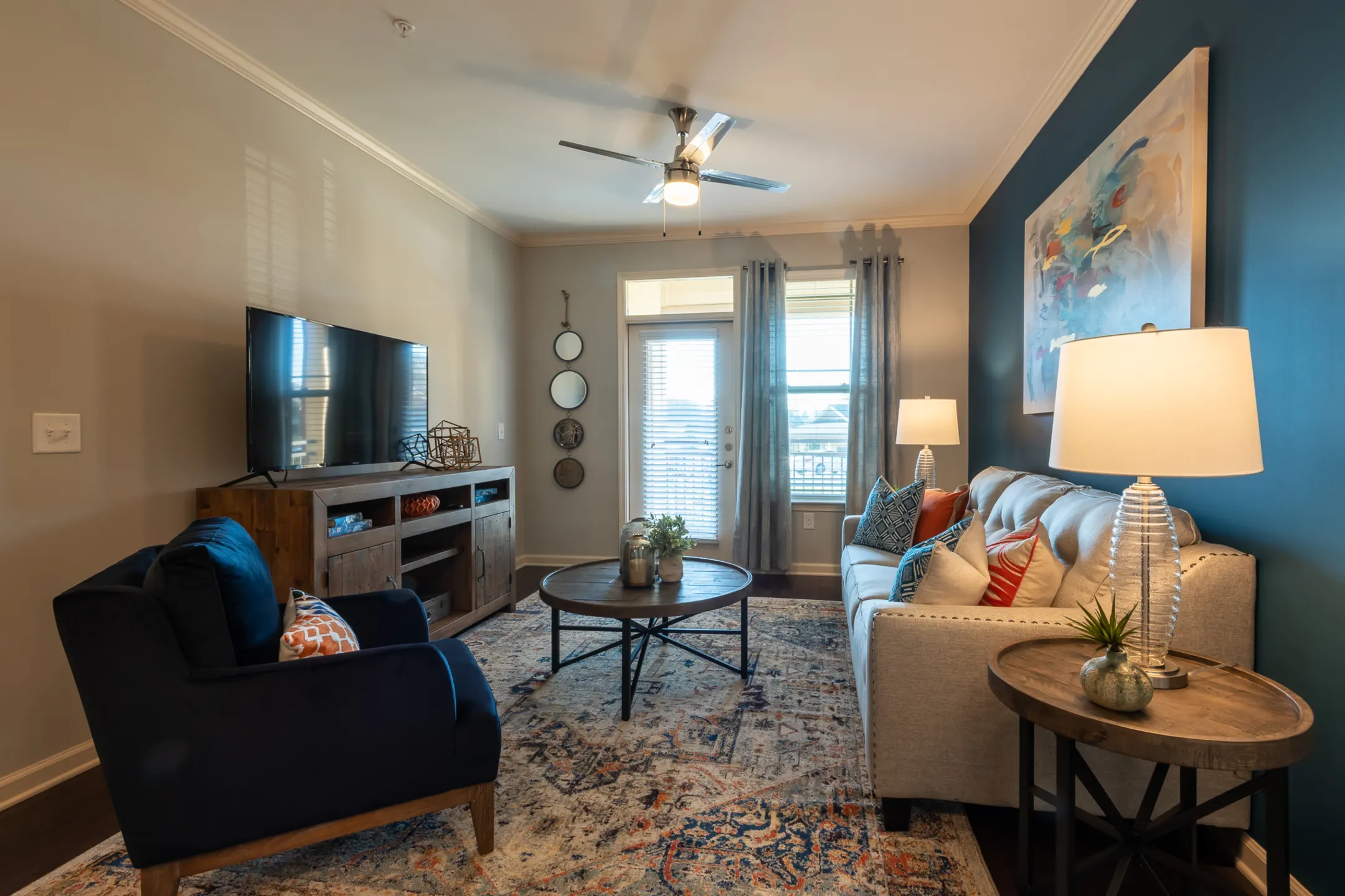 Living Room - The Crest At Brier Creek Apartments - Raleigh, NC