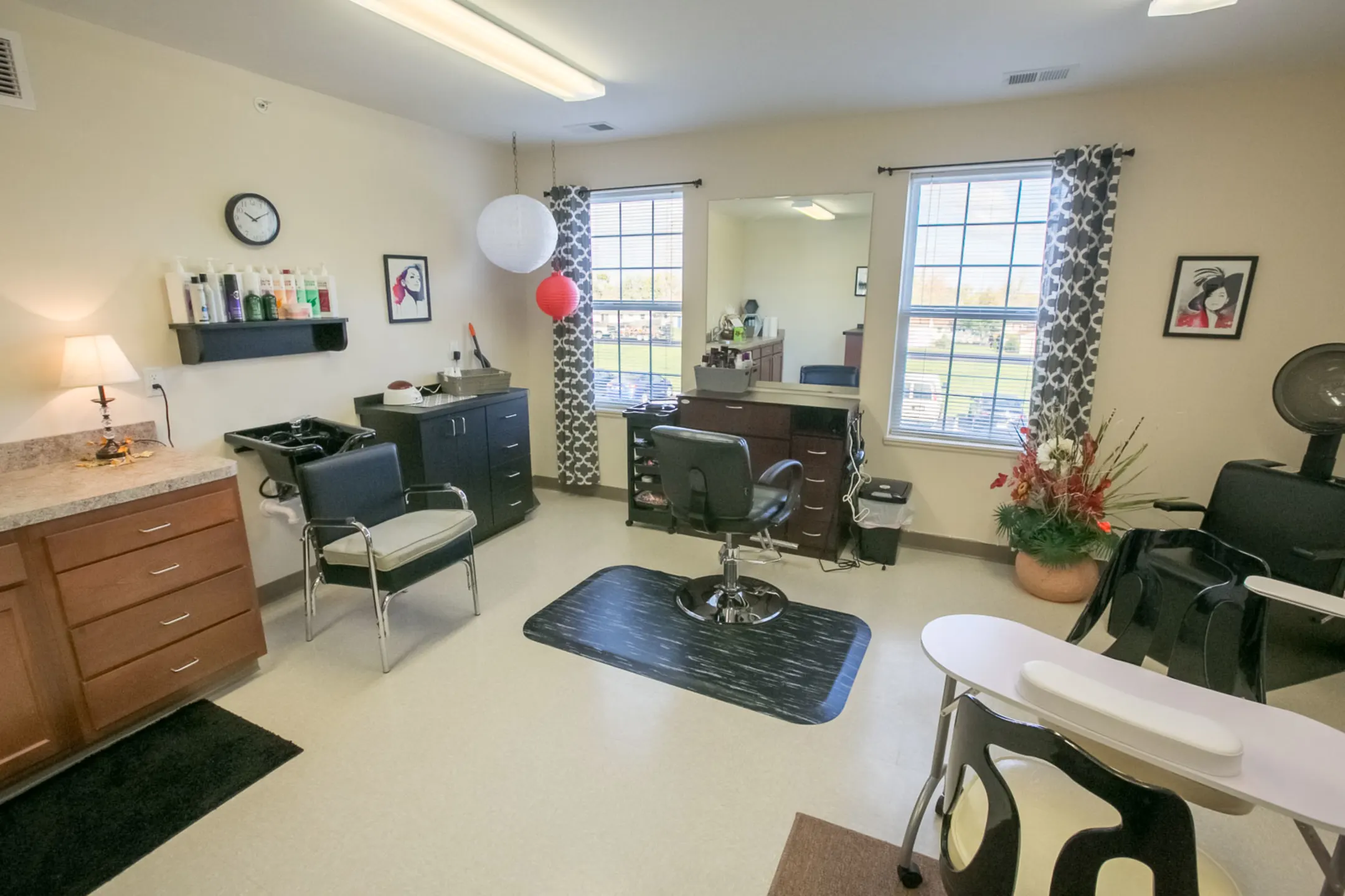 Oak Hill Senior Apartments 512 Oak Street Taylor, PA Apartments for