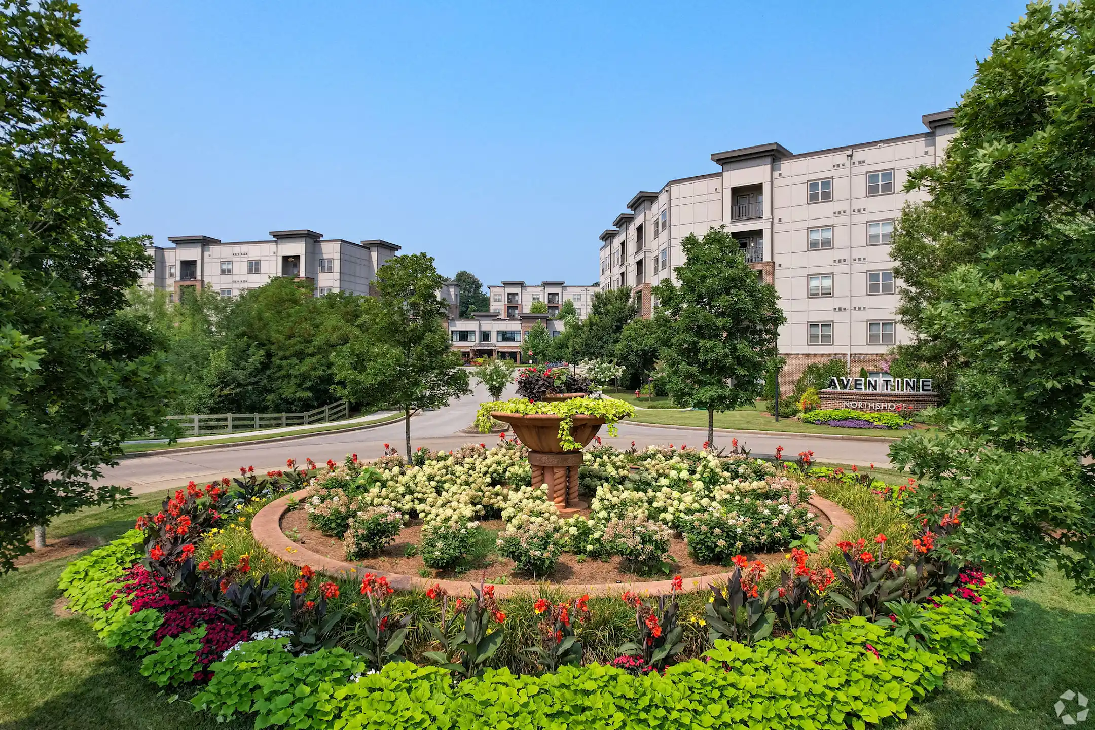 Aventine Northshore Apartments 1971 Willow Loop Way Knoxville, TN