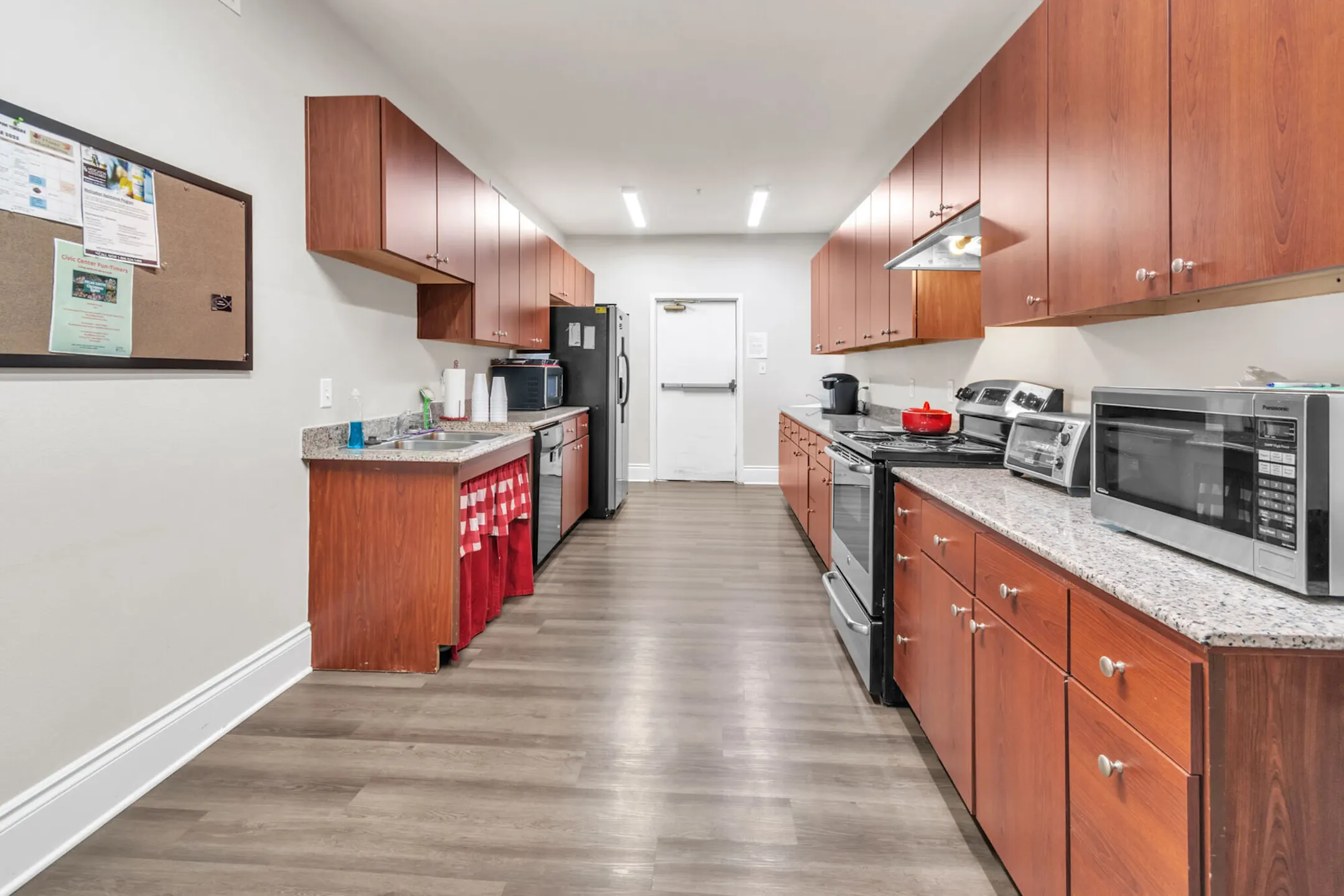 Lake Jackson Manor 120 Garland Dr Lake Jackson, TX Apartments for