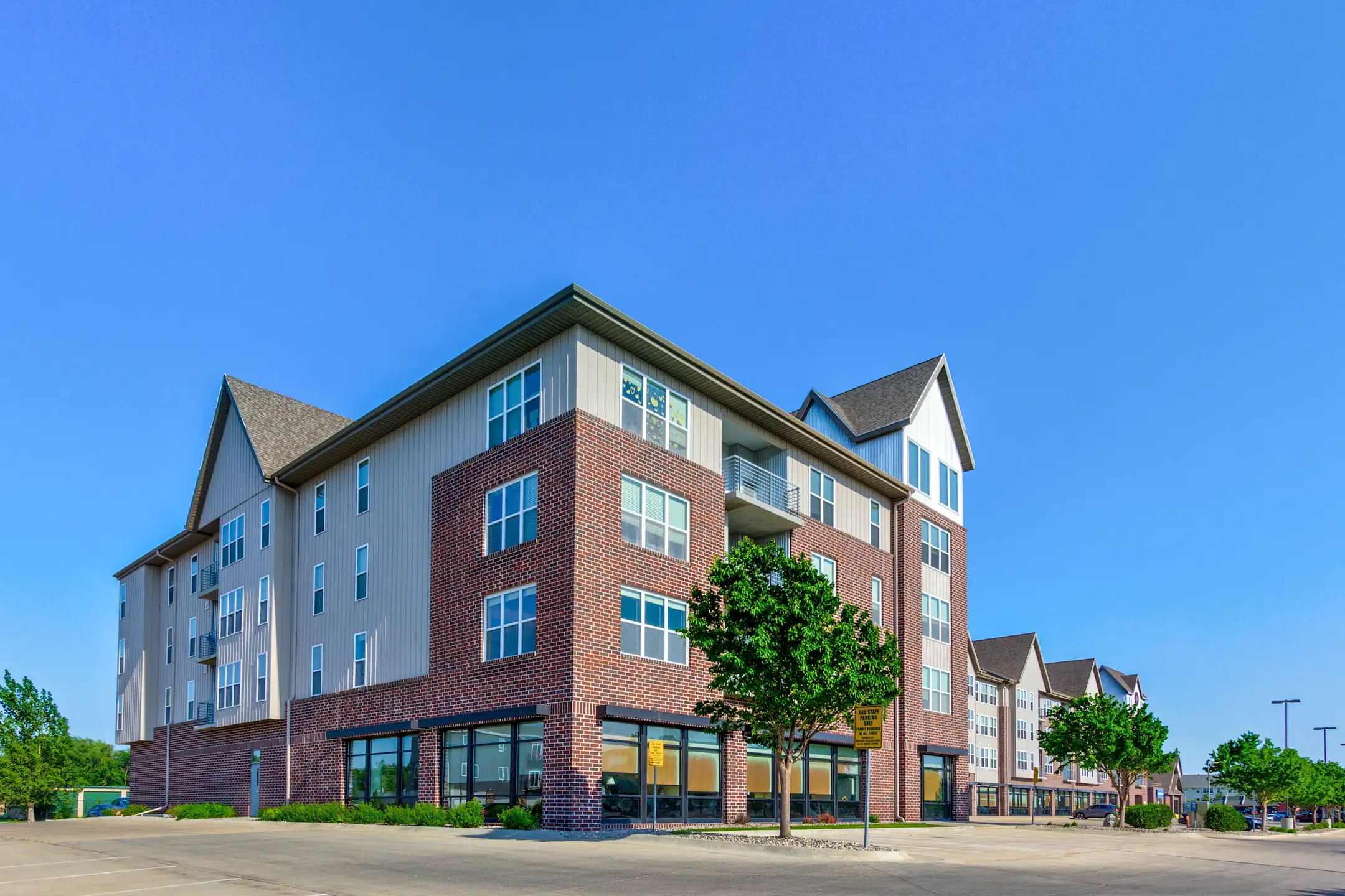 Building - SGC Apartments - Fargo, ND