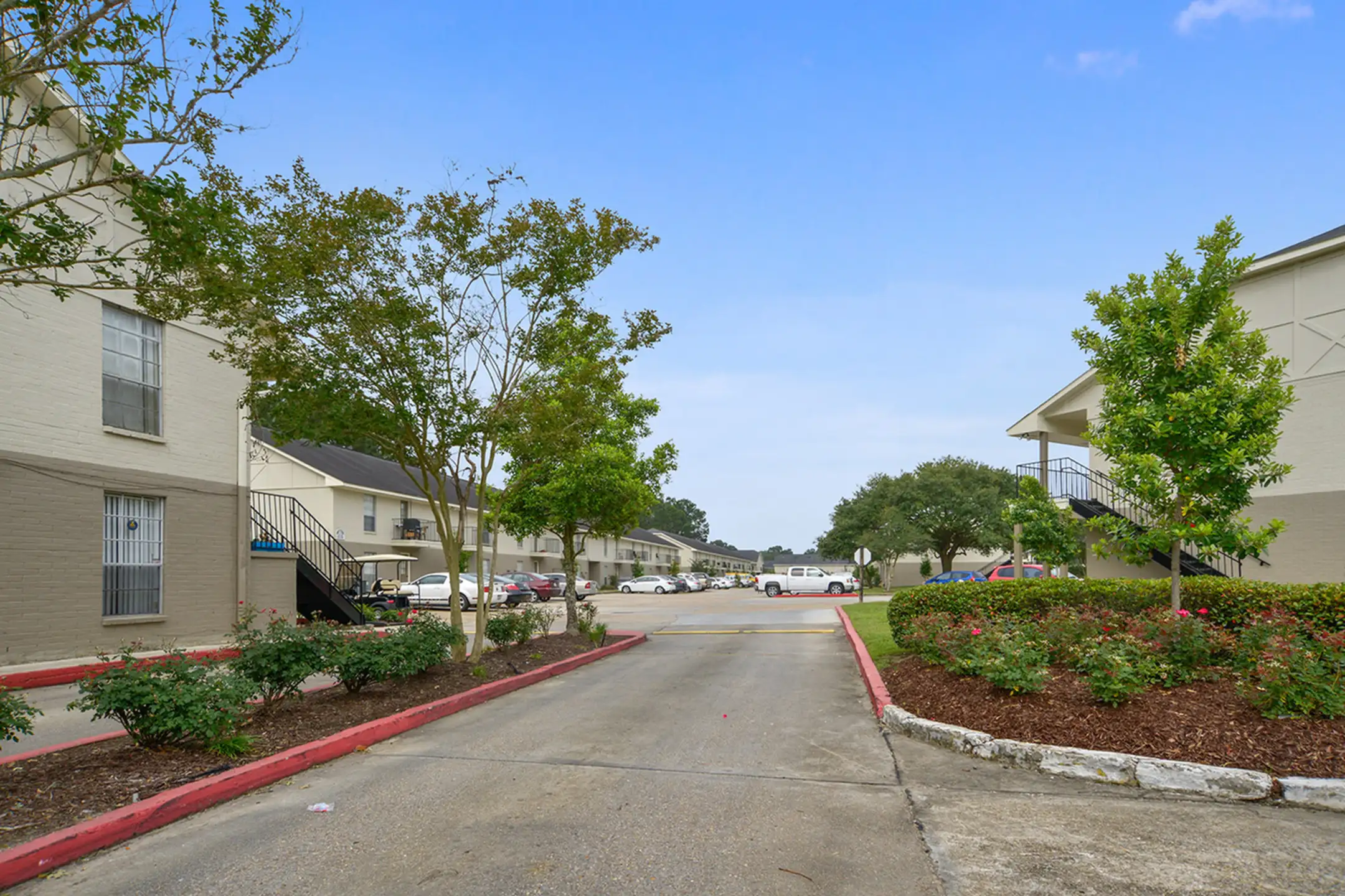 Apartments On Oneal Lane