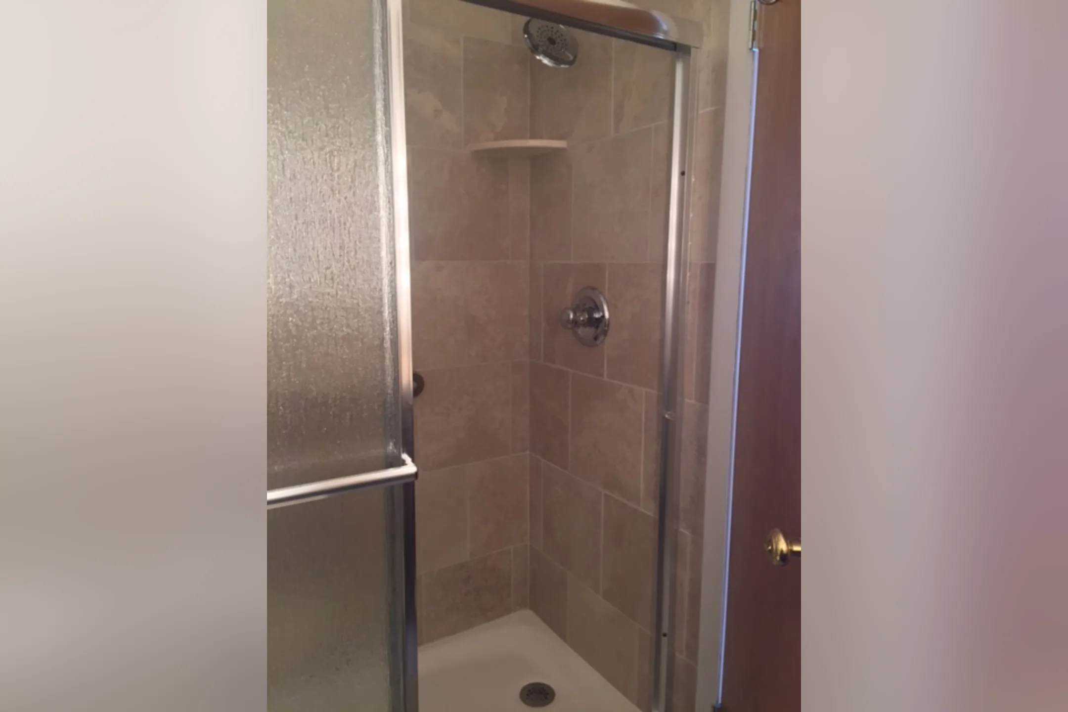 Bridgewater Apartments 1100 Albert Rd Brookhaven, PA Apartments for