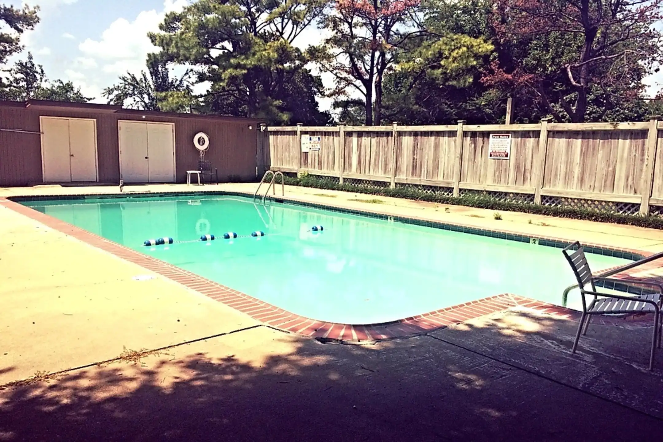 Country Club Apartments 113 Crestline Dr Clarksdale, MS Apartments