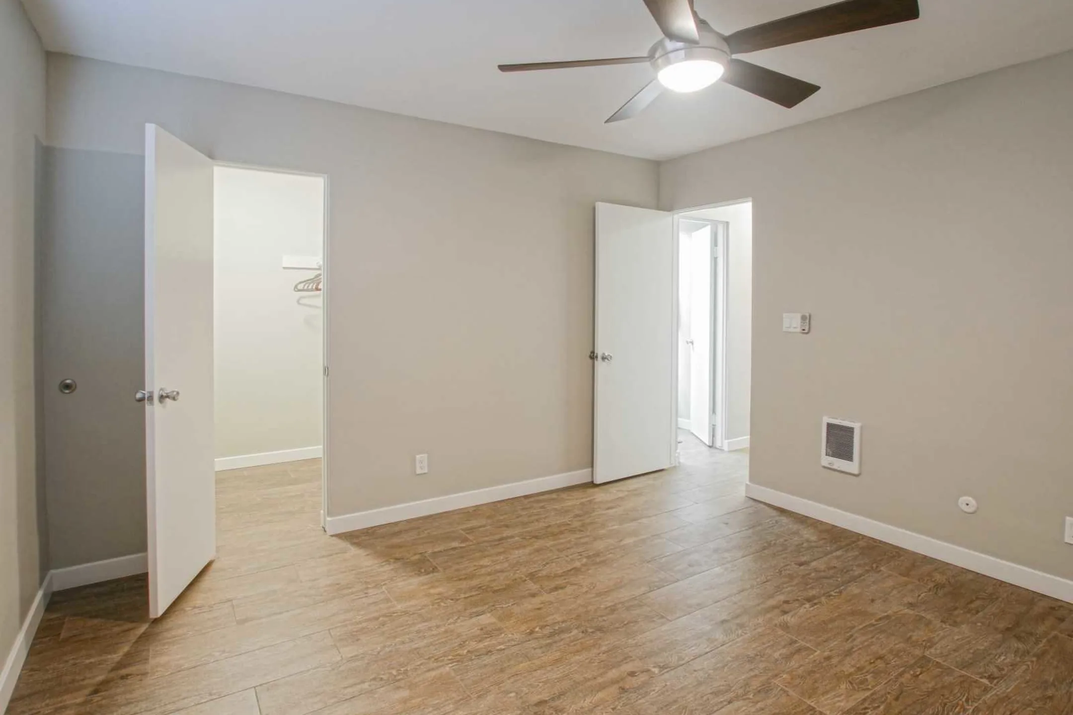 Bedroom - Loma Portal - San Diego, CA