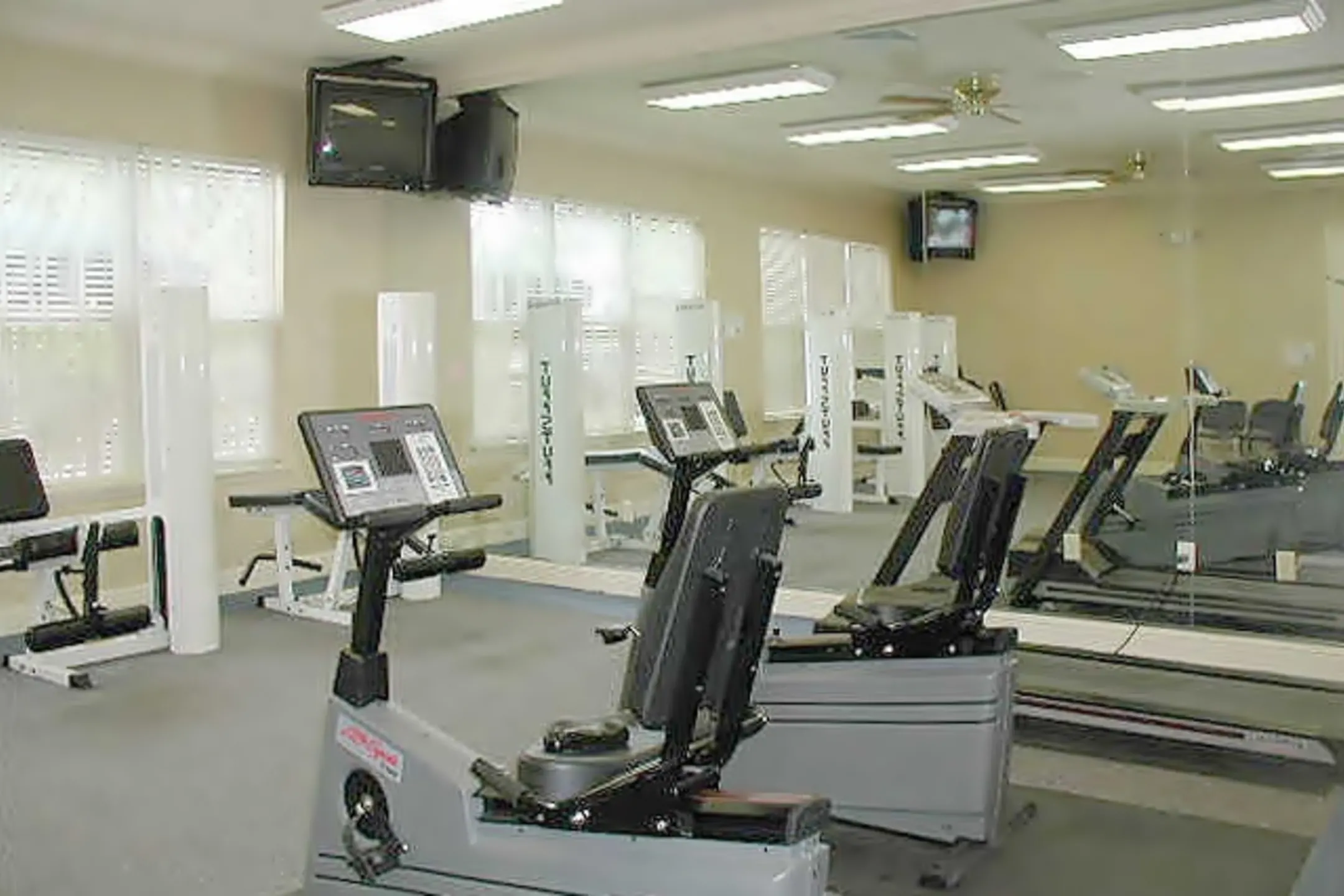 Fitness Weight Room - The Landings - Clifton Park, NY
