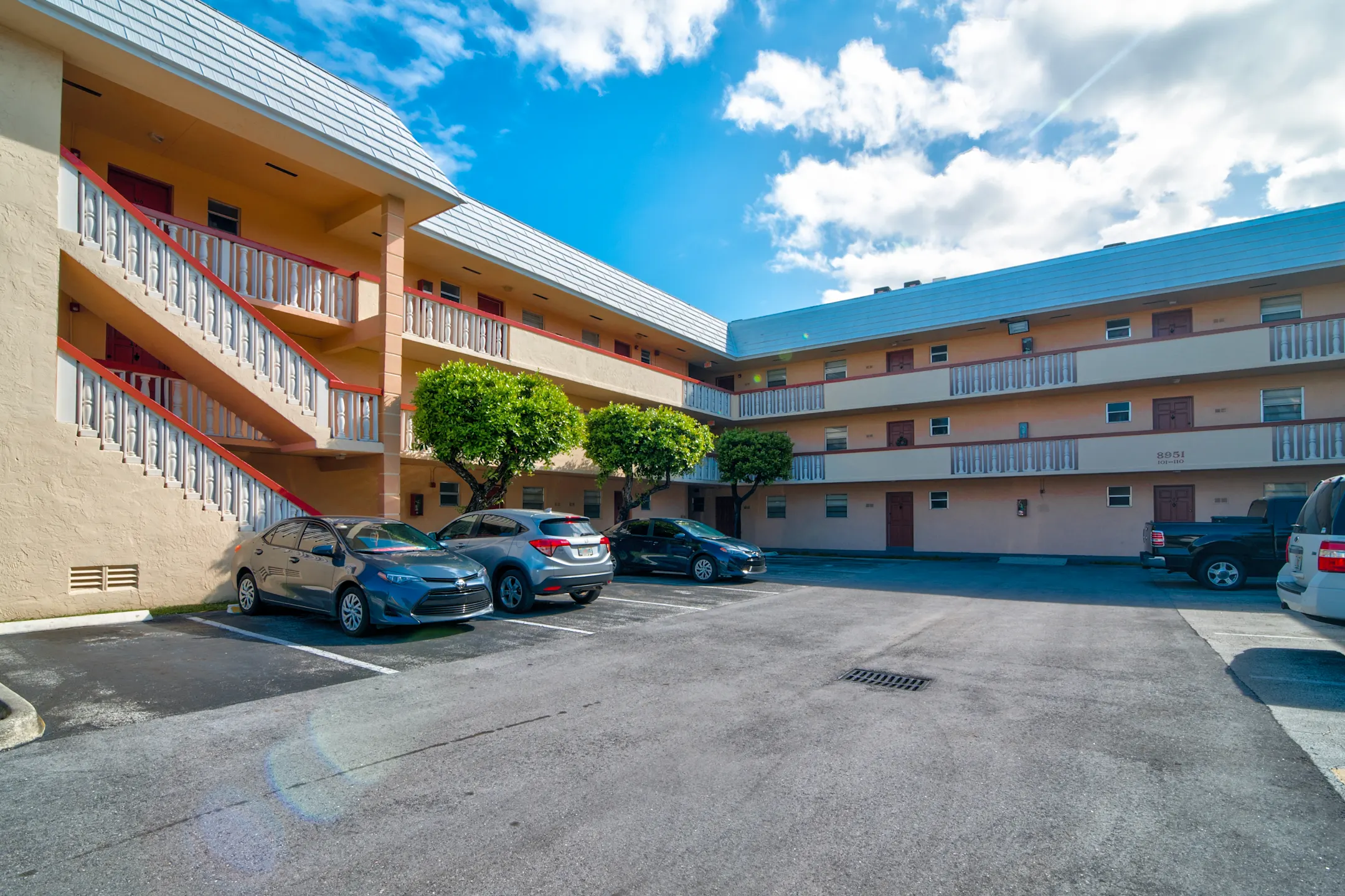 Sunset Apartments For Rent