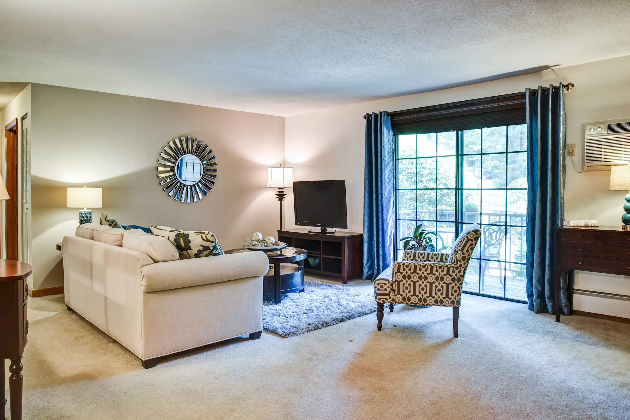 Putnam Village Apartments Foxboro, MA 02035