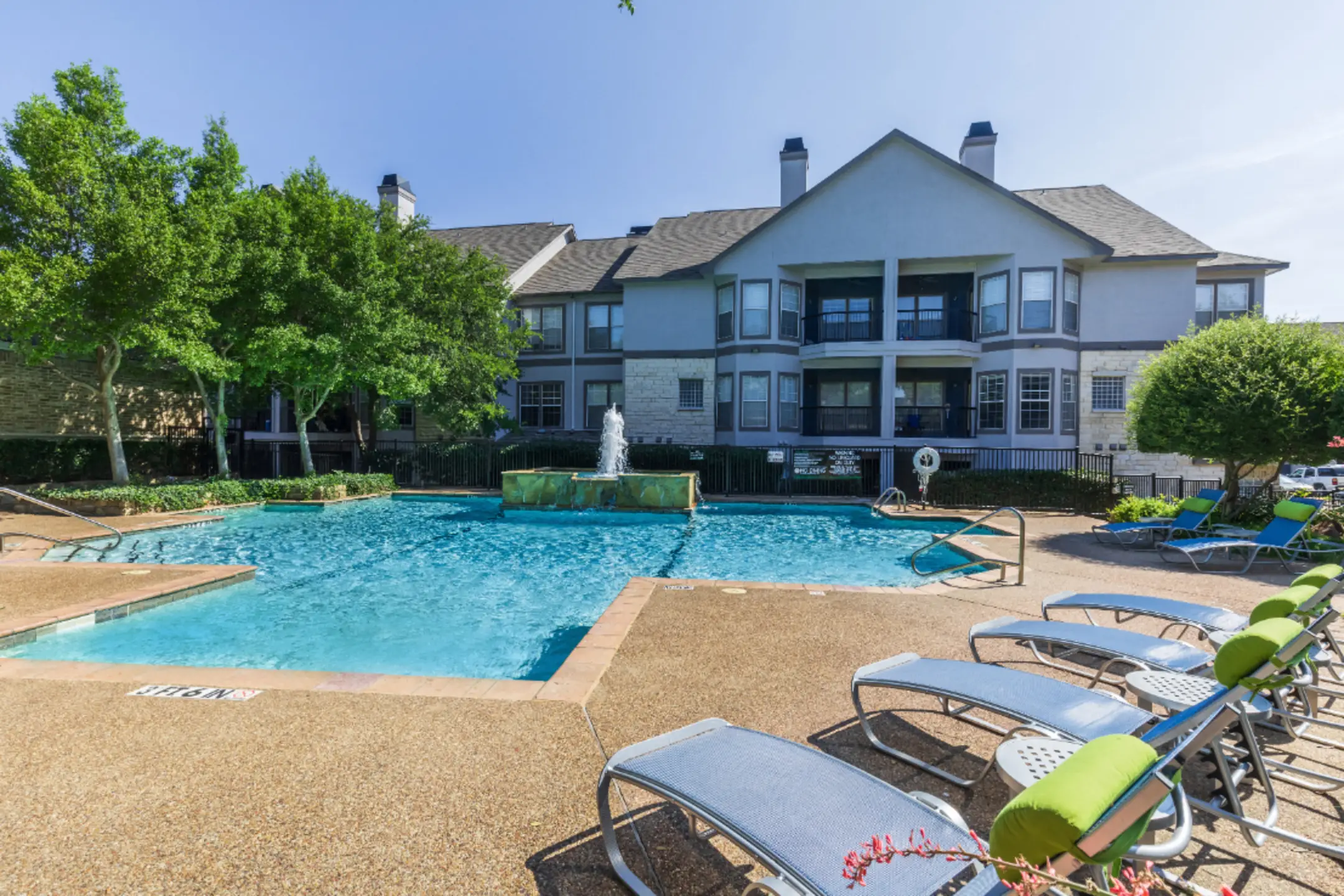 Legends at Legacy Apartments Frisco, TX 75034