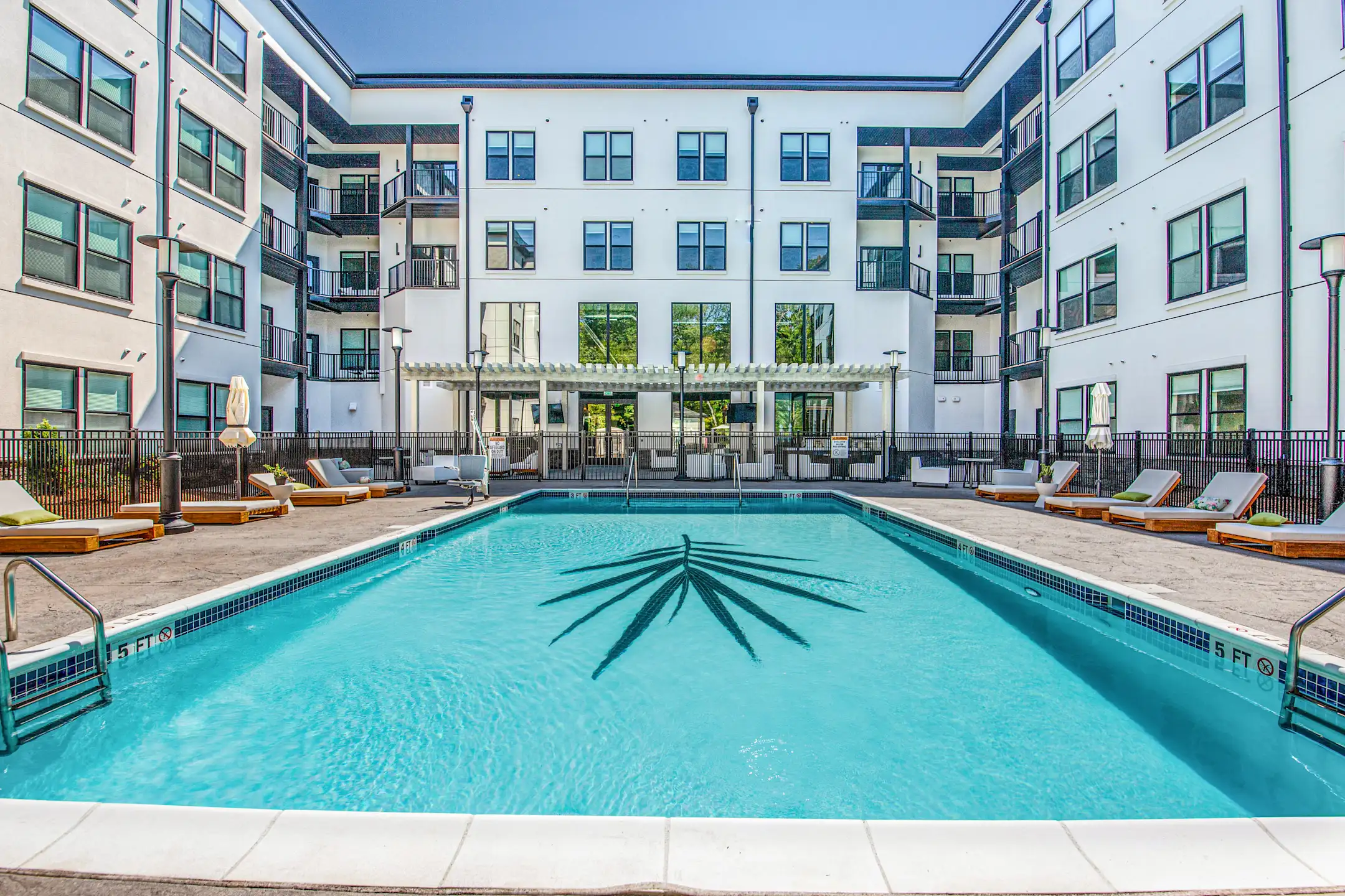 The Residences at Wash Brook 65 Jolley Dr Bloomfield, CT Apartments