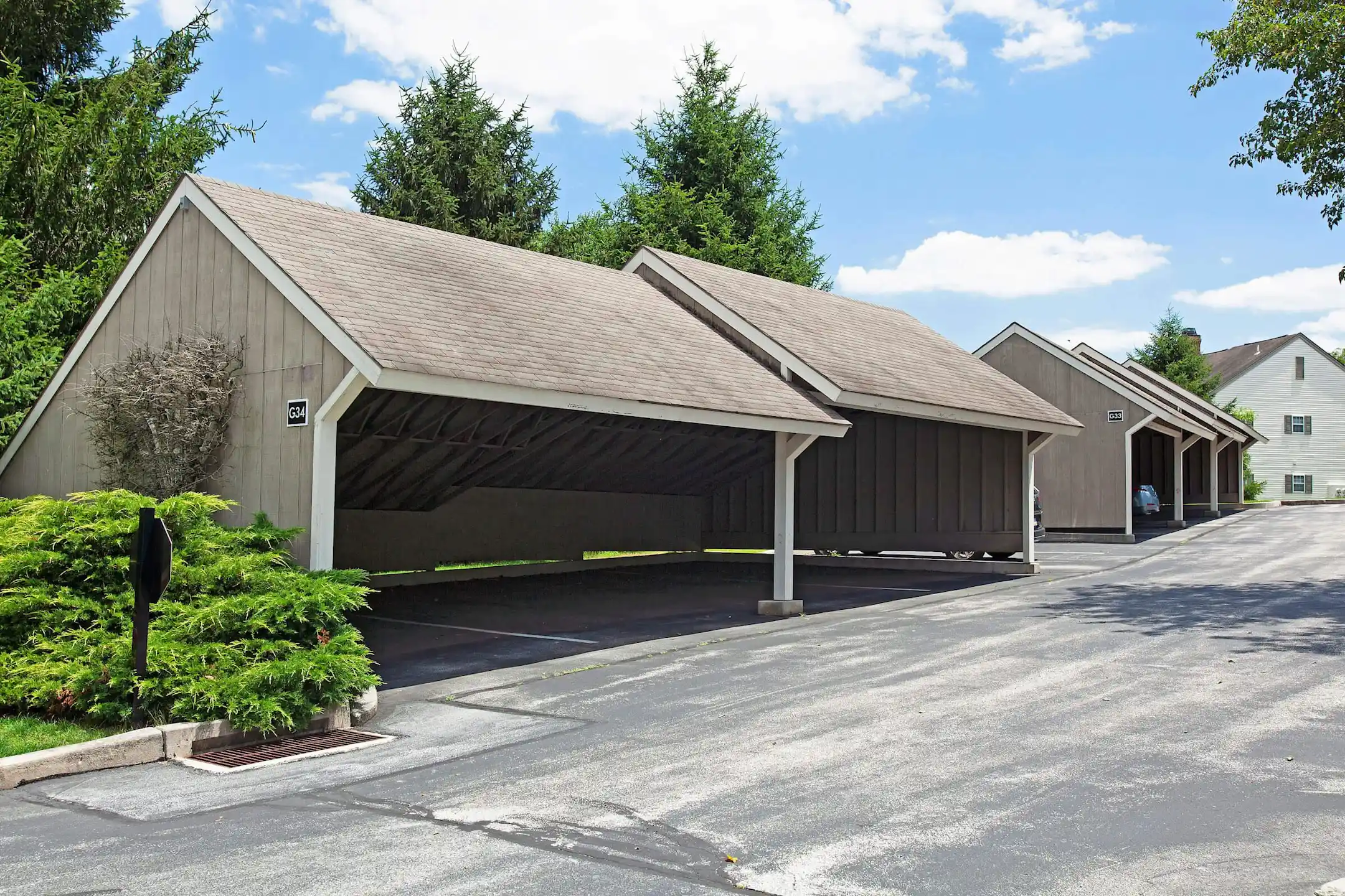 Building - Exton Crossing Apartment Homes - Exton, PA