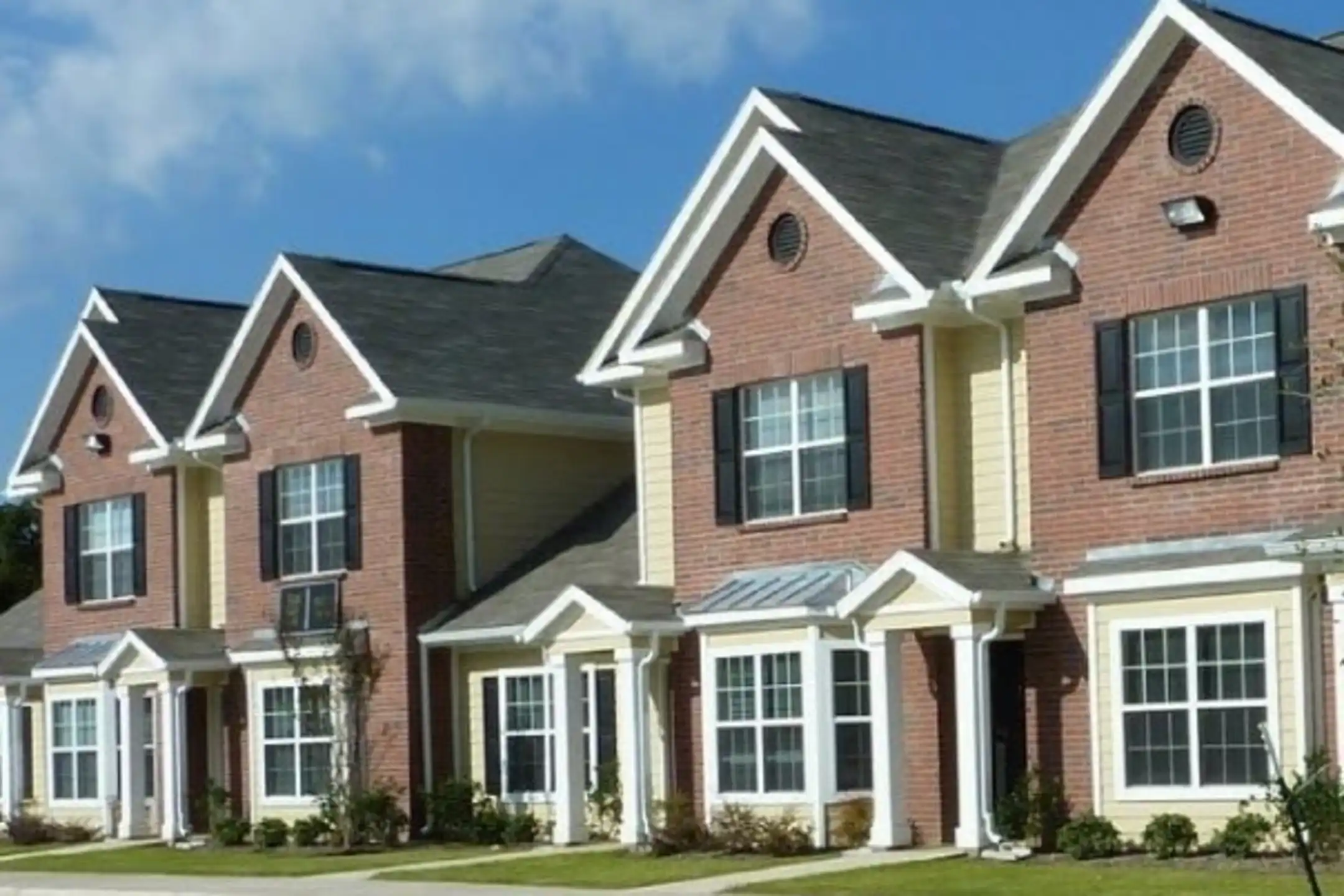 The Residences of Eastland 5500 Eastland St Fort Worth, TX