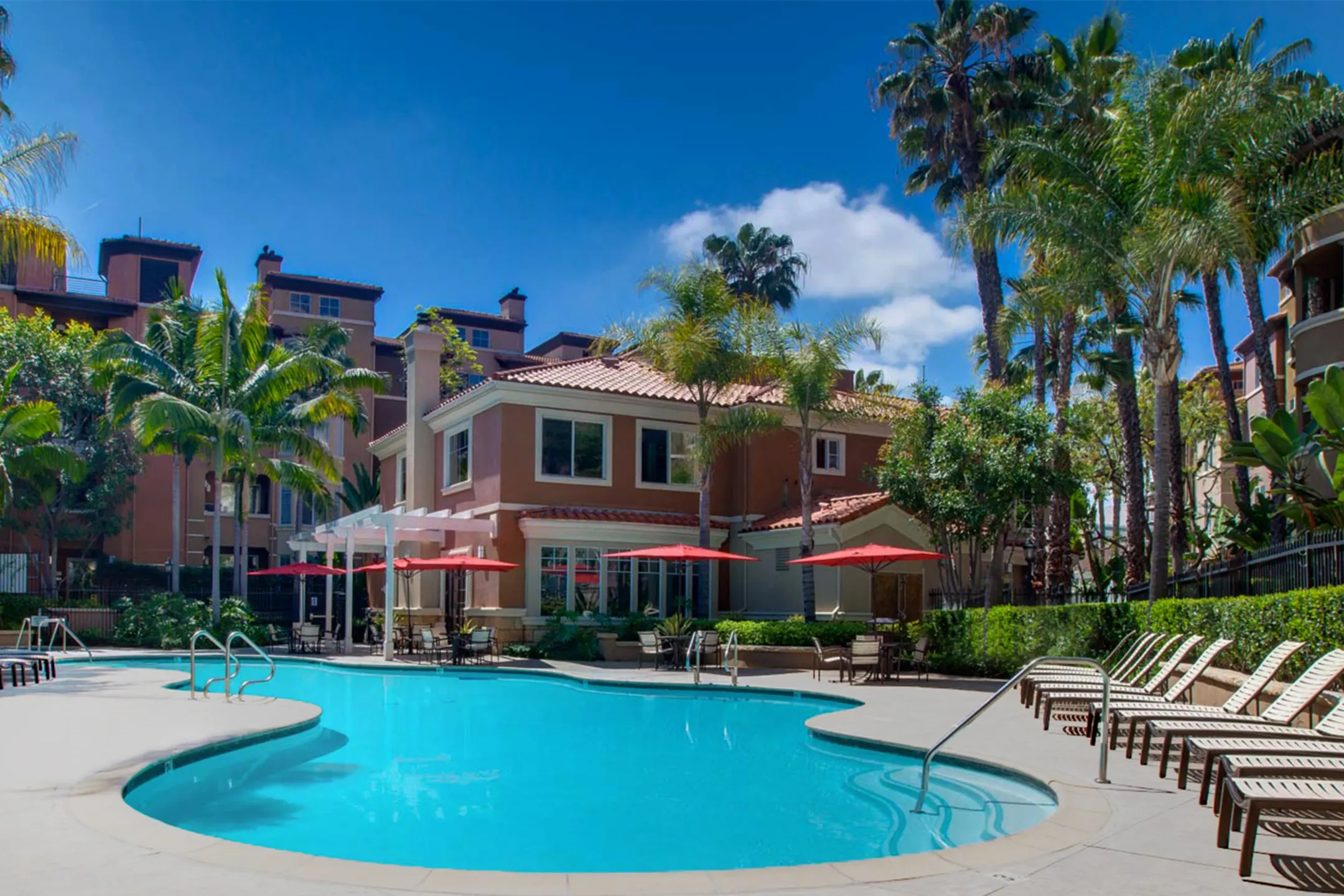 Villas at Park La Brea Apartments Apartments - Los Angeles, CA 90036